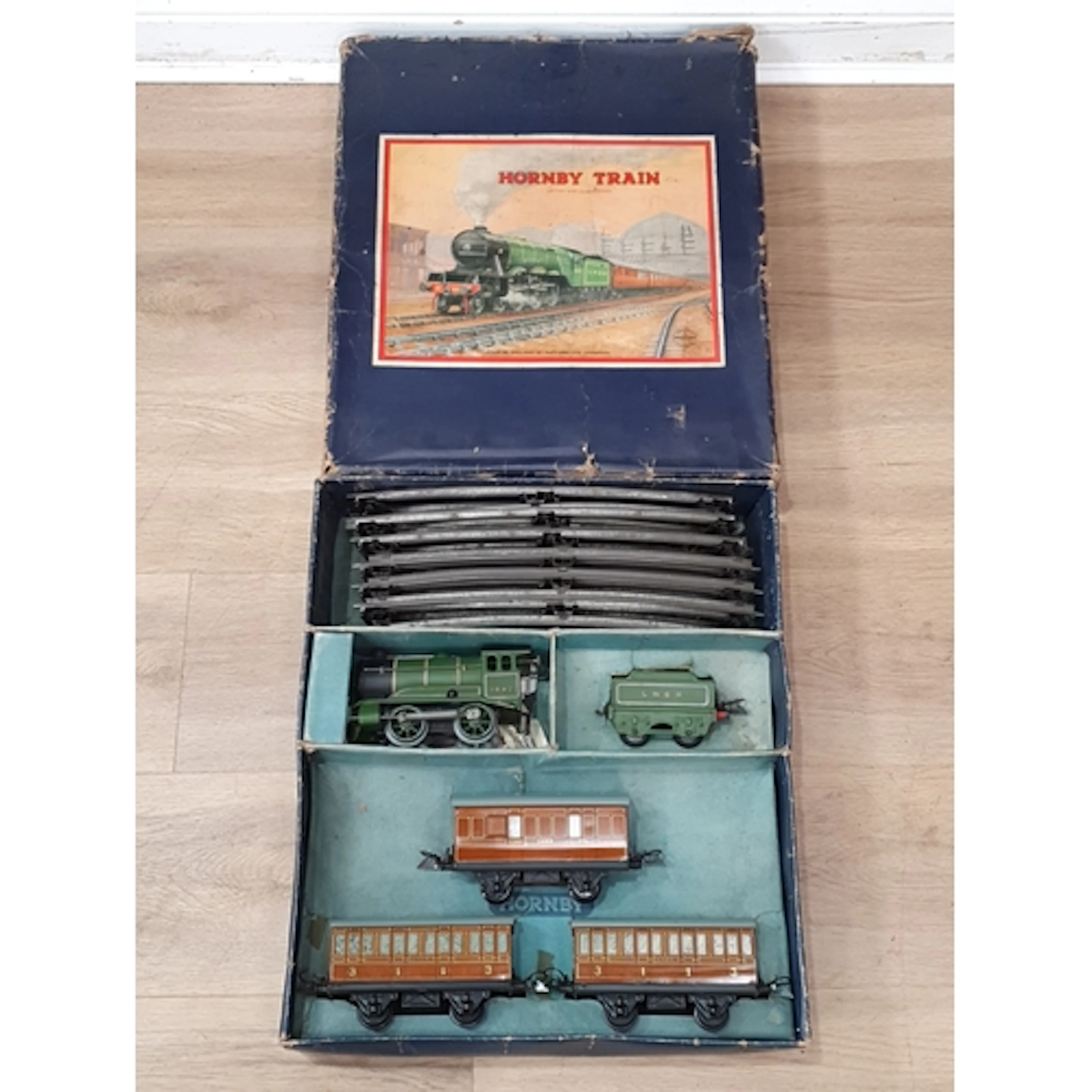A boxed Hornby 0 gauge No.501 clockwork LNER 0-4-0 Passenger...