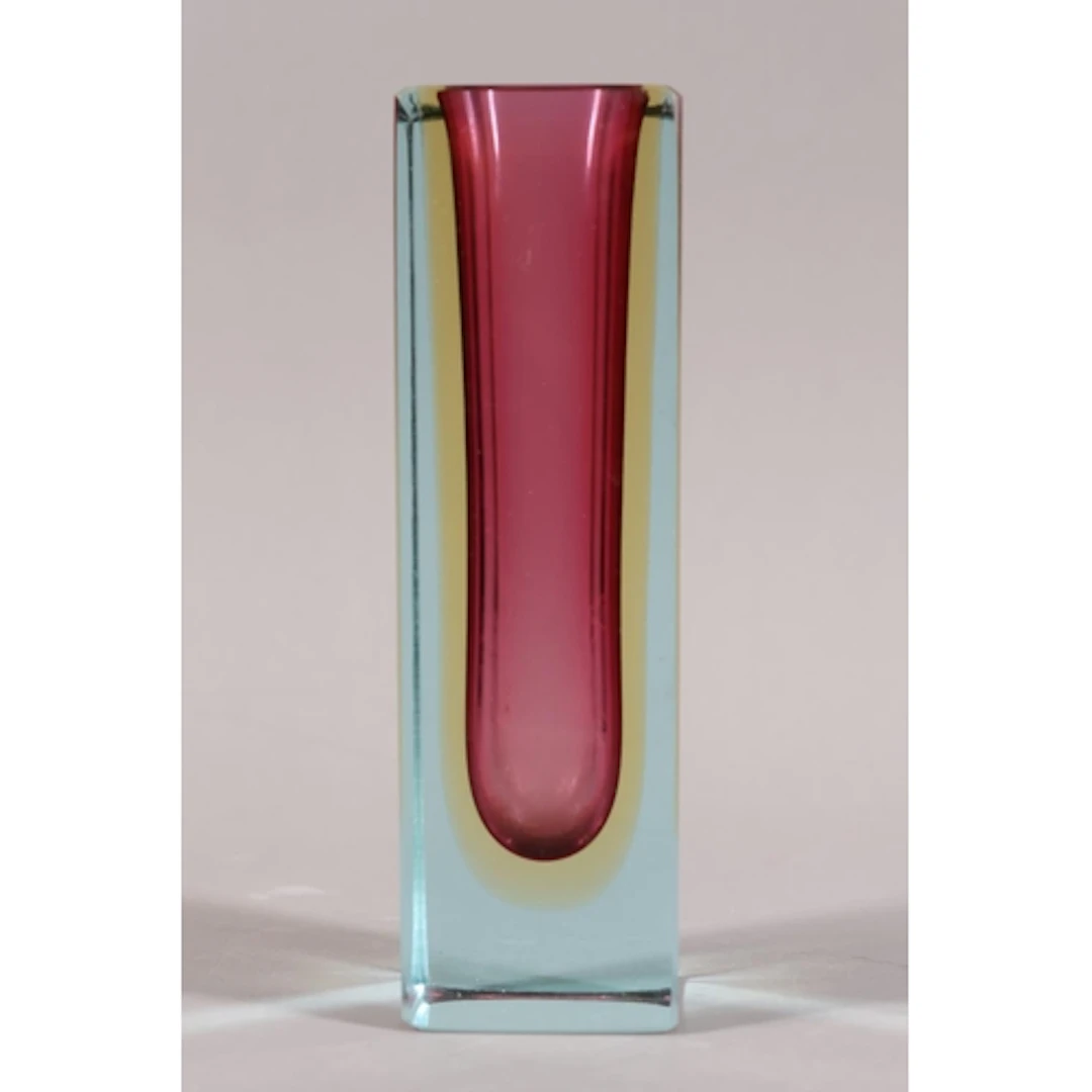 Murano Sommerso art glass cubed vase with pink in colour, 14...