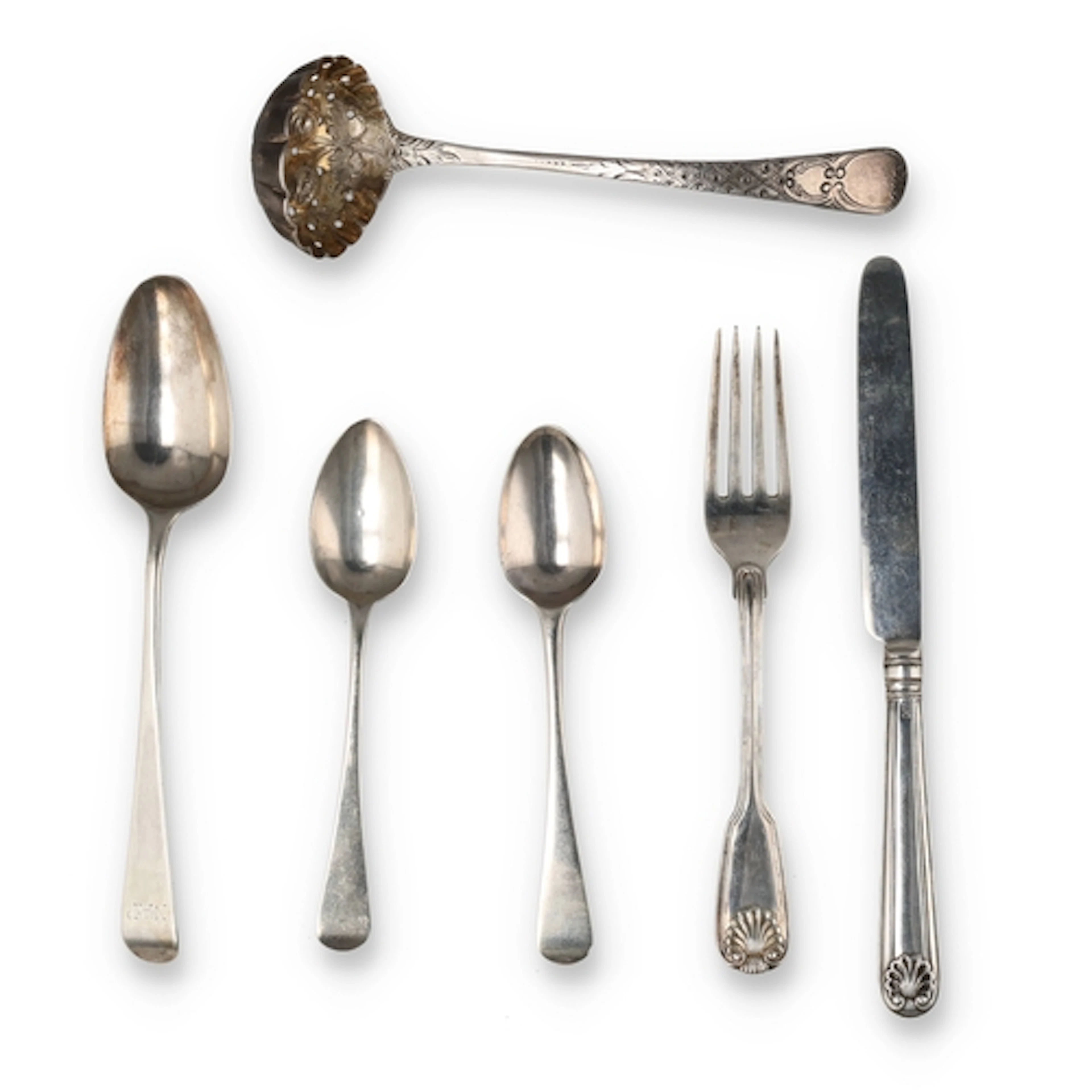 A GEORGE III SILVER OLD ENGLISH PATTERN SIFTER SPOON, WILLIA...