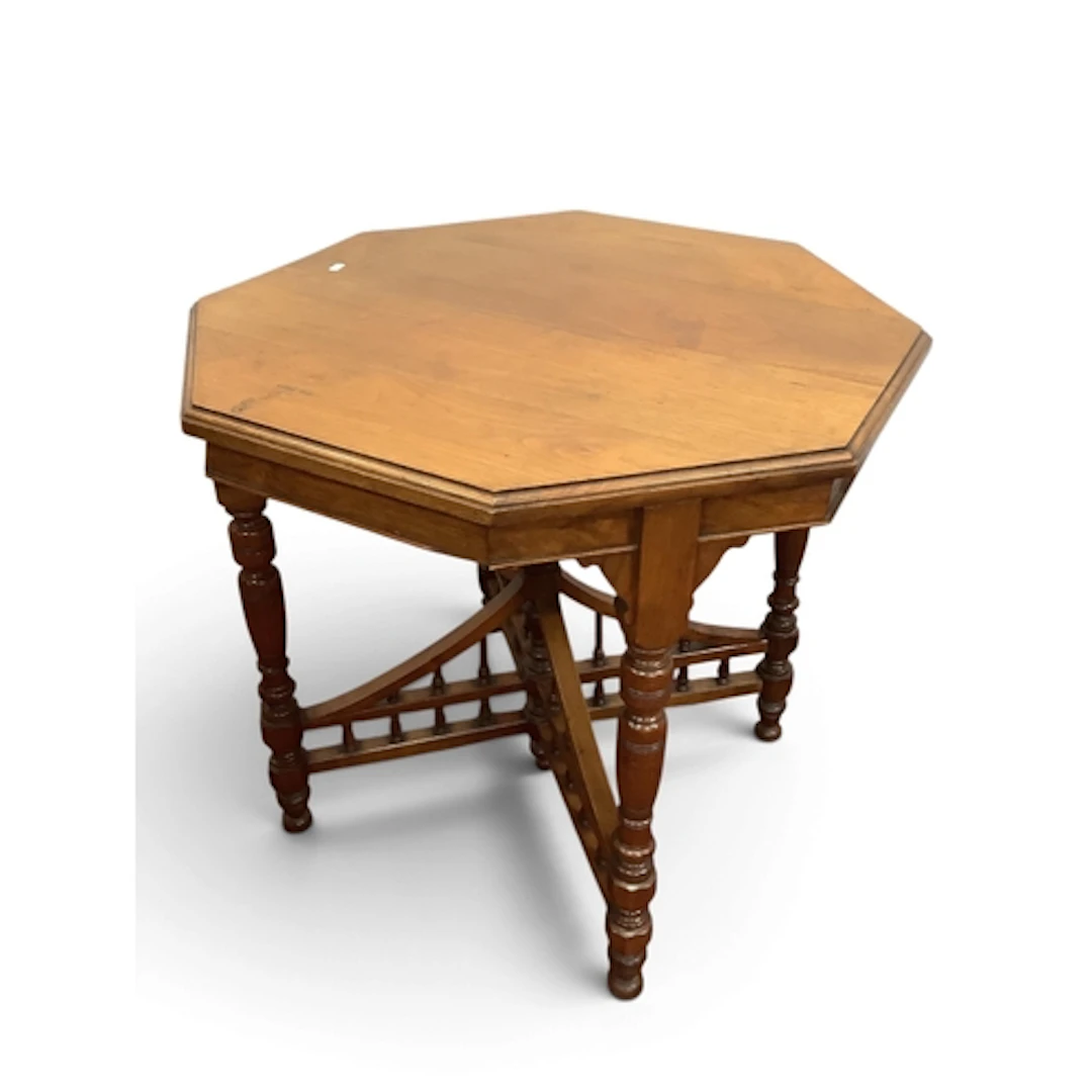 Early XX Century Walnut Window Table with octagonal top, tur...