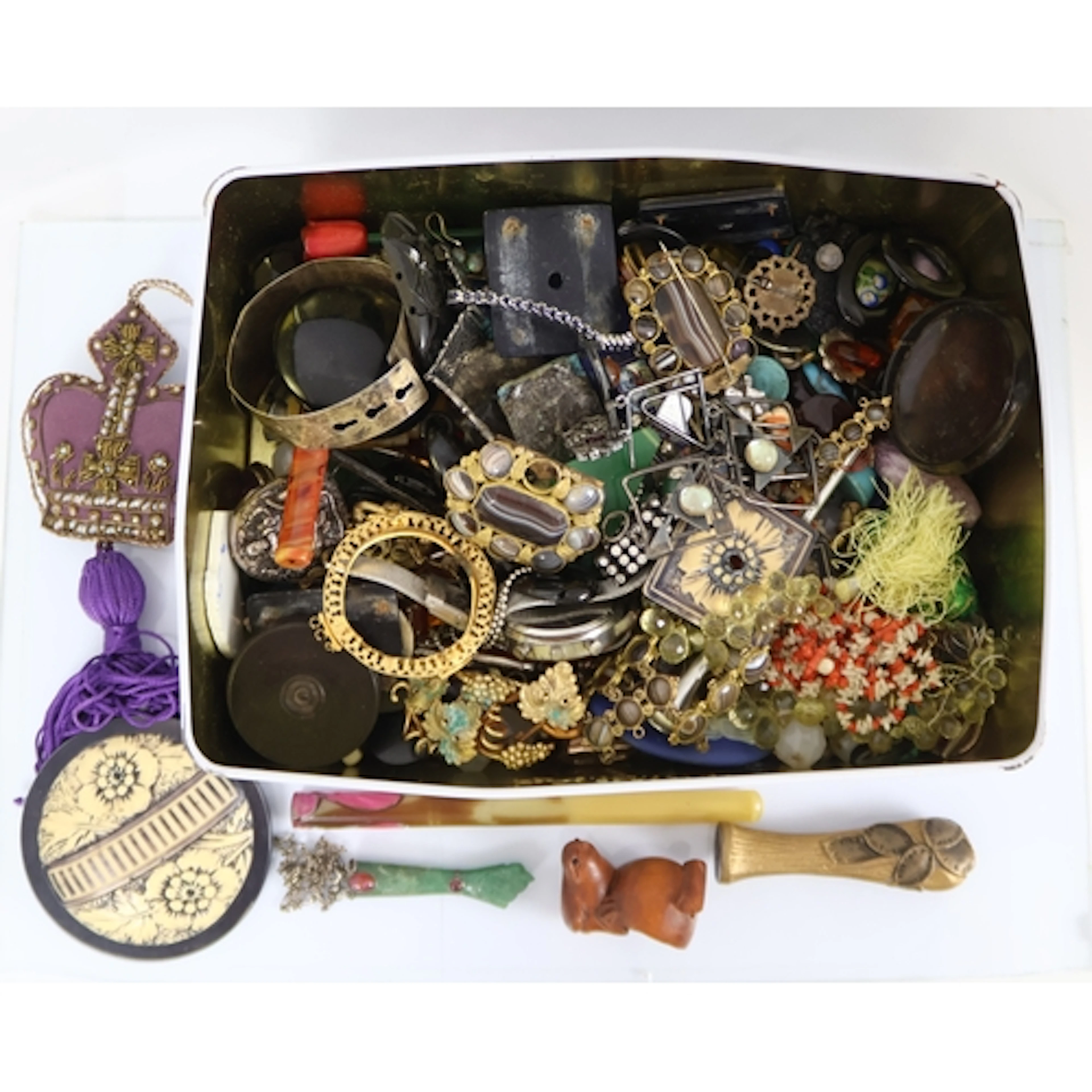 A box containing a quantity of jewellery fragments, a tourma...
