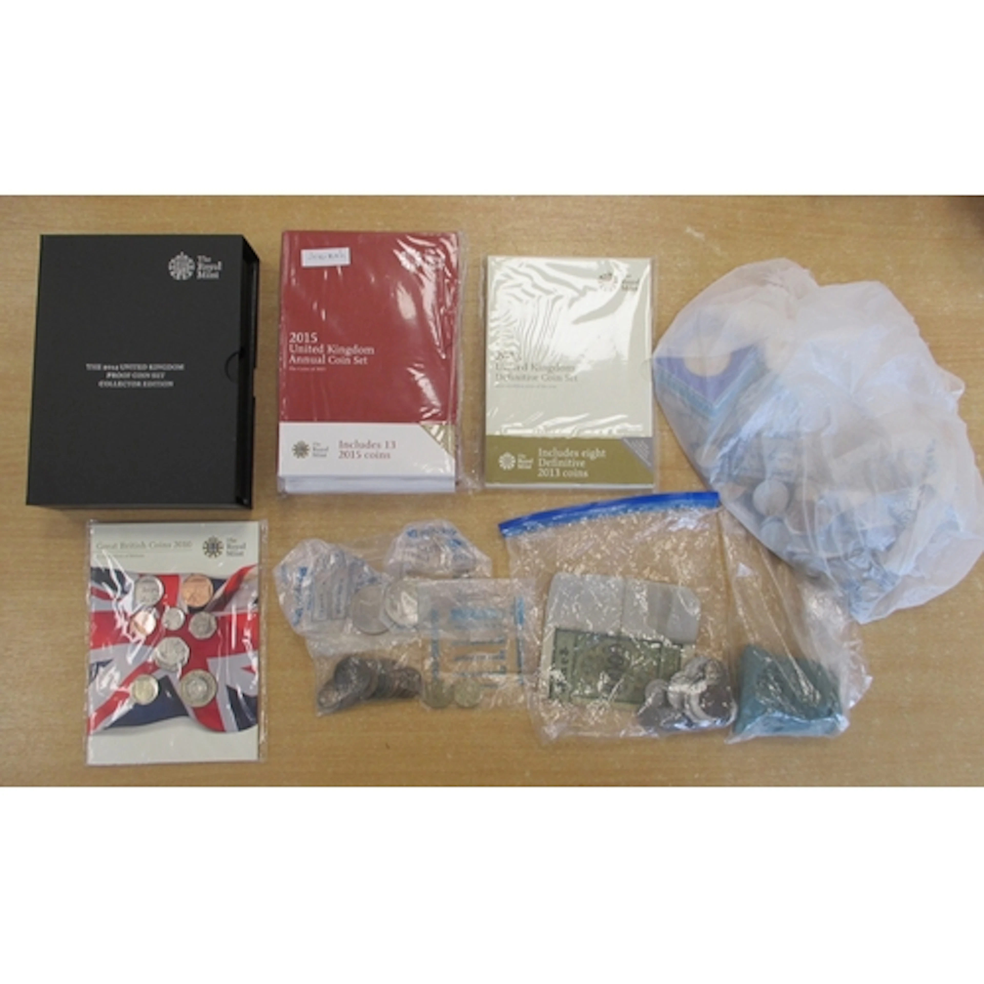 Collection of UK year sets includes boxed 2014 Collectors Ed...