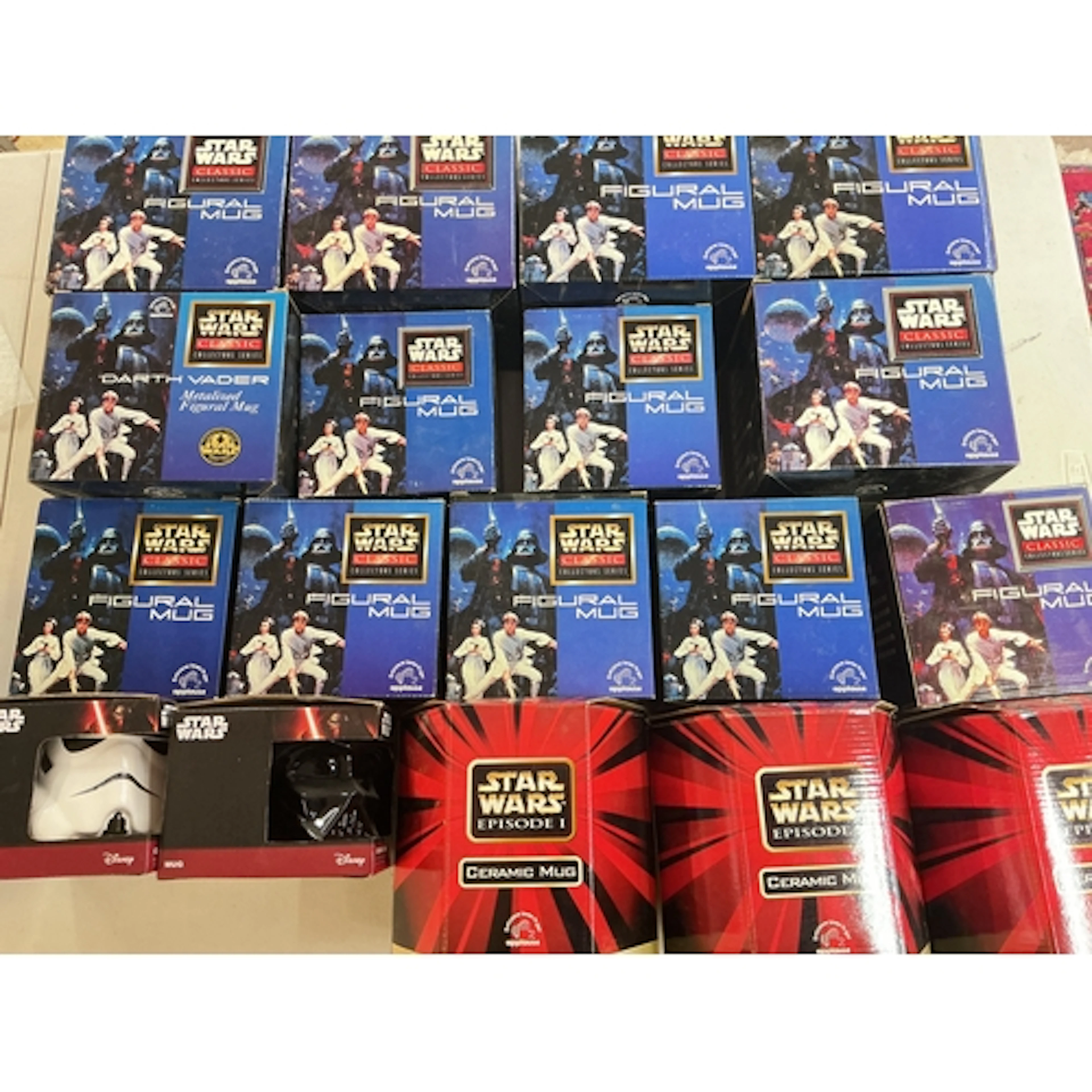 18 Boxed Star Wars Ceramic Mugs And 2 Unboxed Puzzles. No Re...