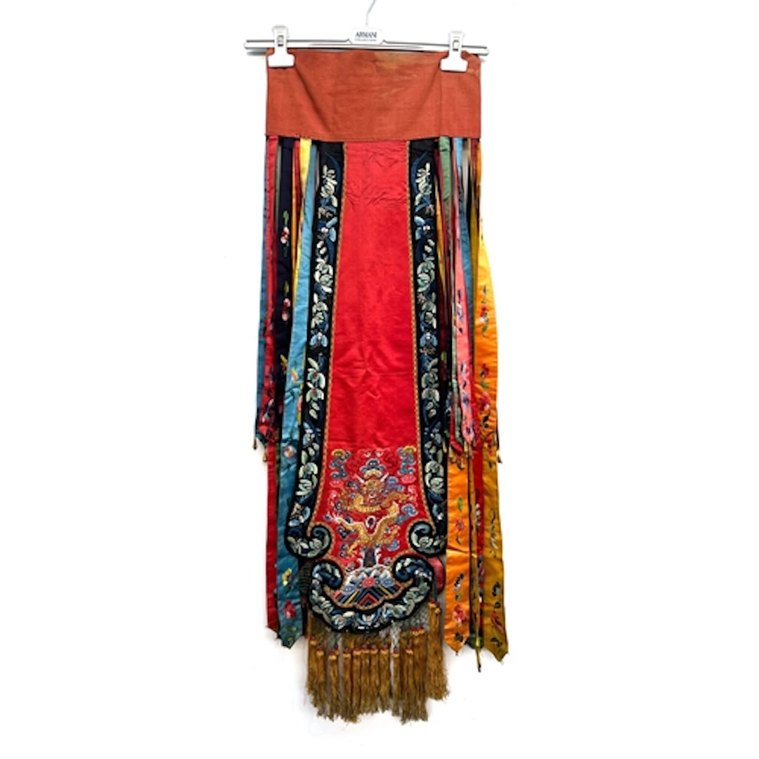 An antique Chinese Qing dynasty 'Phoenix tail' Fengweiqun sk...