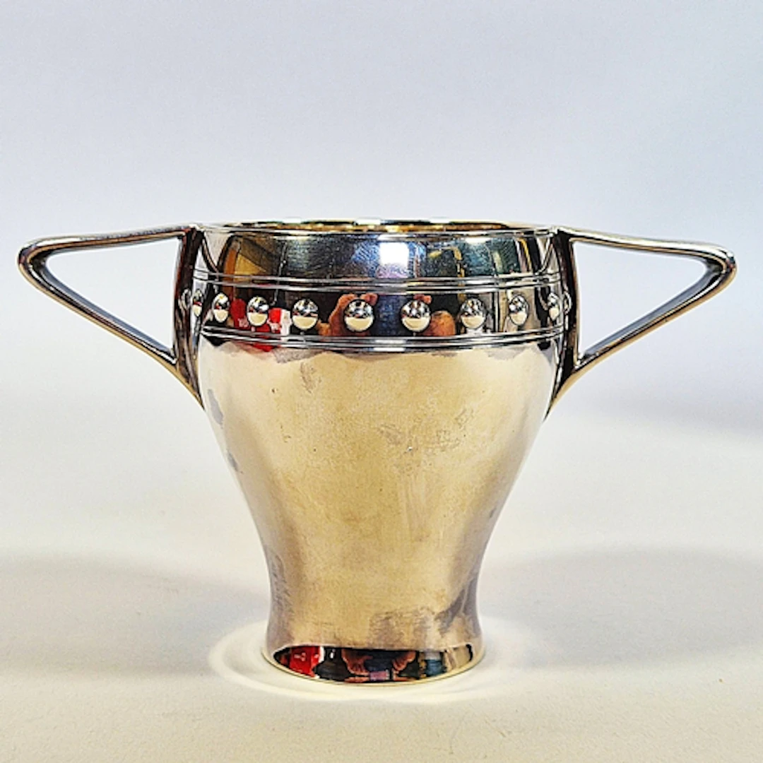 Mappin & Webb Sheffield silver twin handled prize cup, t...