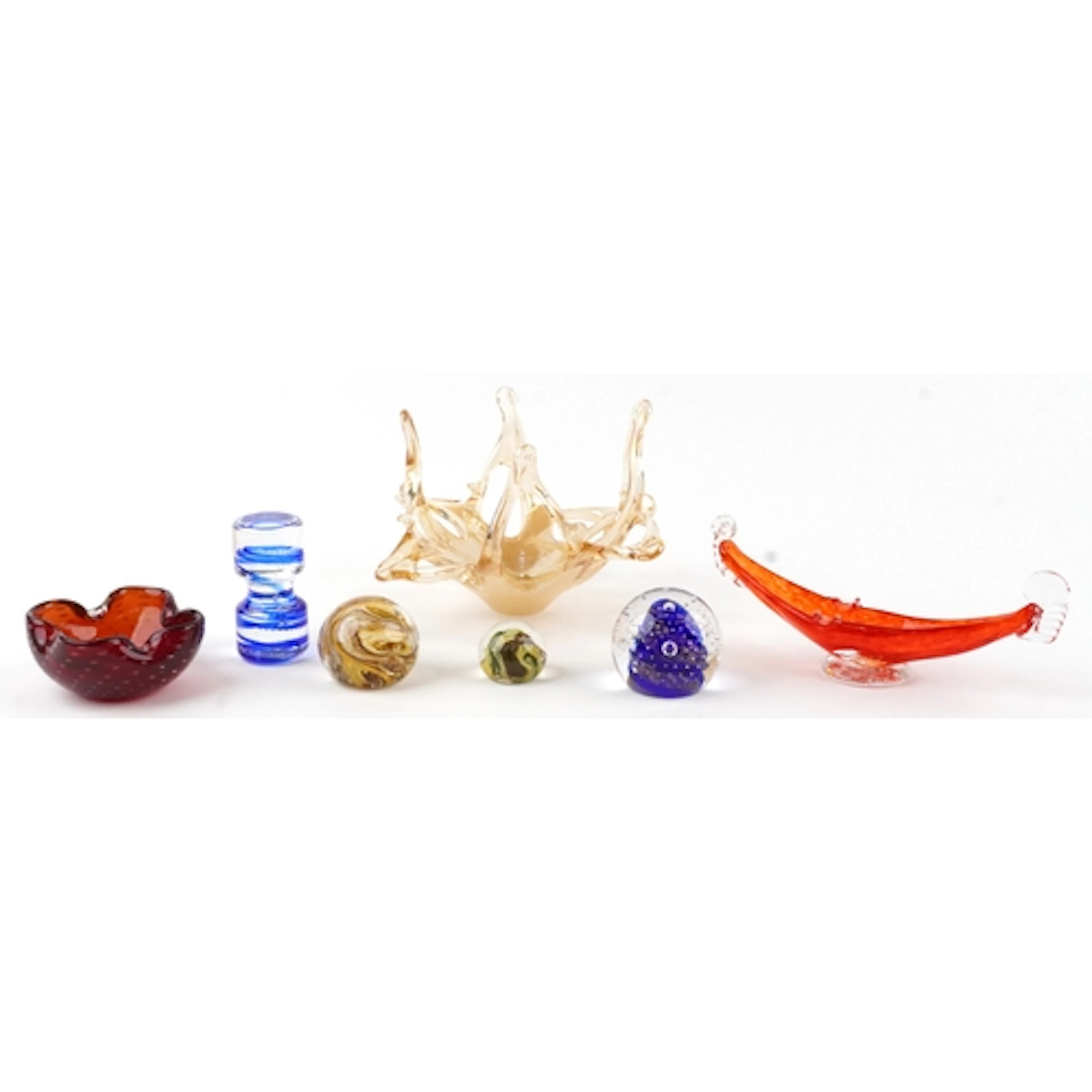 Colourful art glassware including paperweight and centre bow...