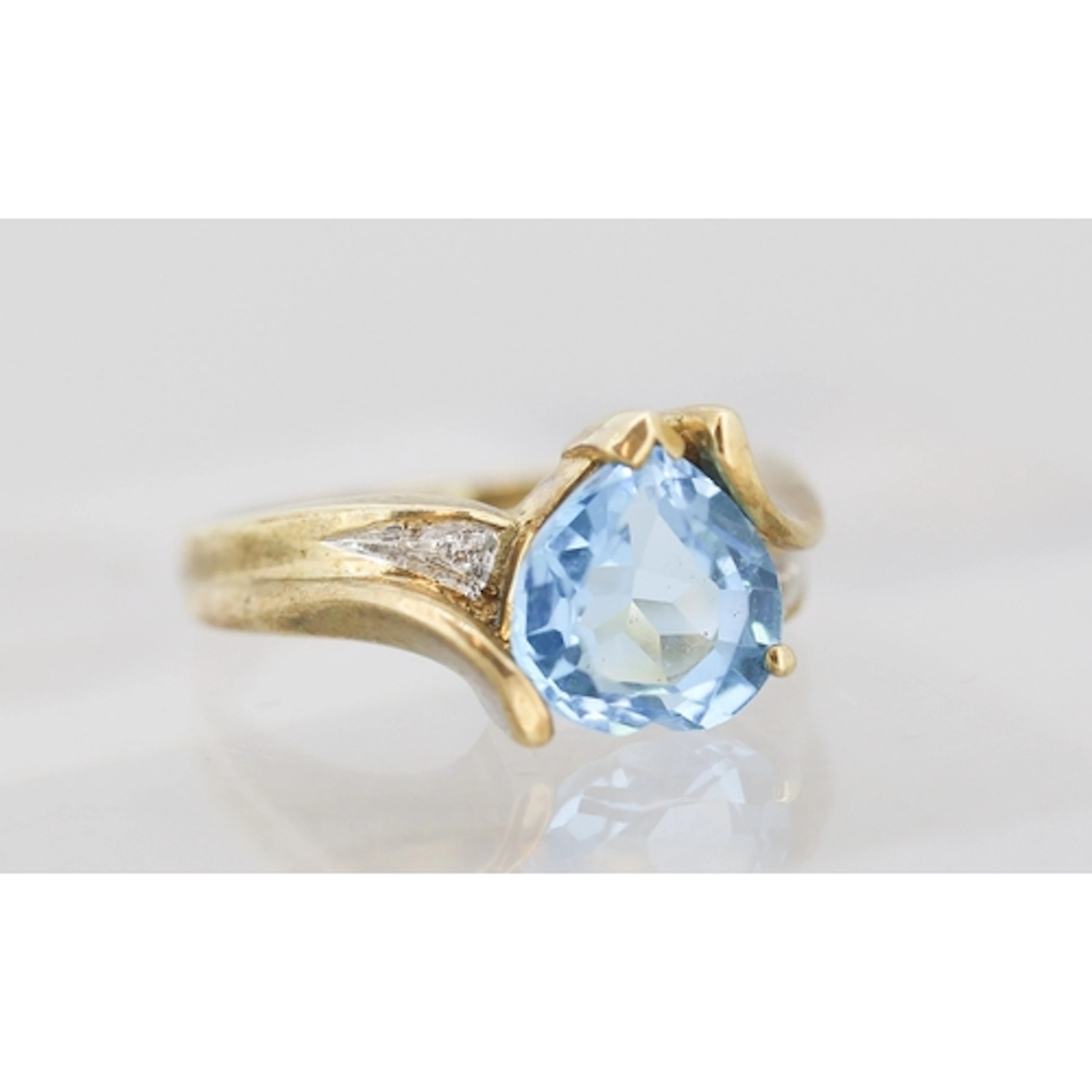 Heart Cut Blue Topaz Set Ring with Diamond Insets to Shoulde...