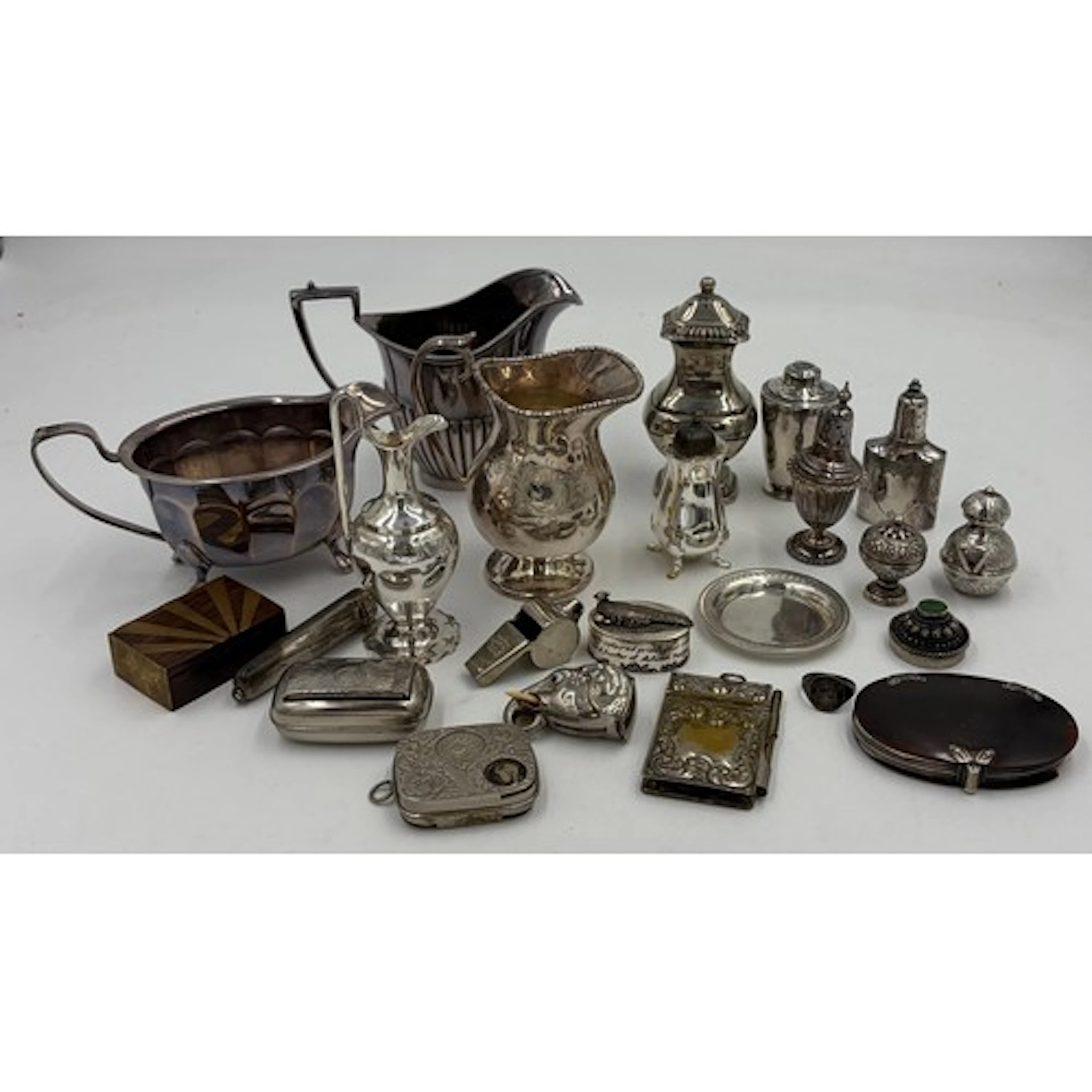 Collection of silverplated and white metal items to include ...