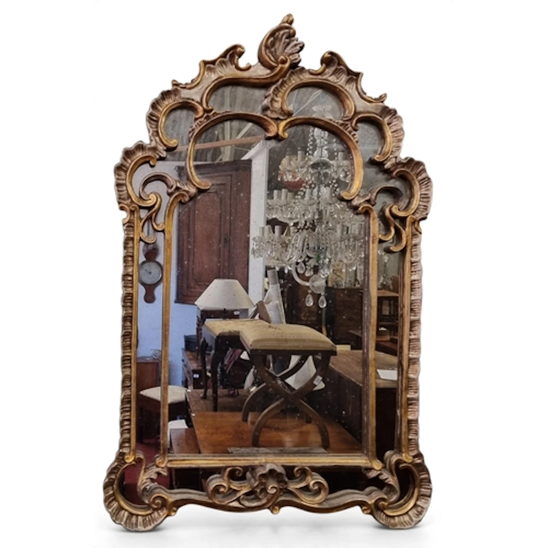 A good early-mid 20th Century Timber and Plaster Gilt compar...