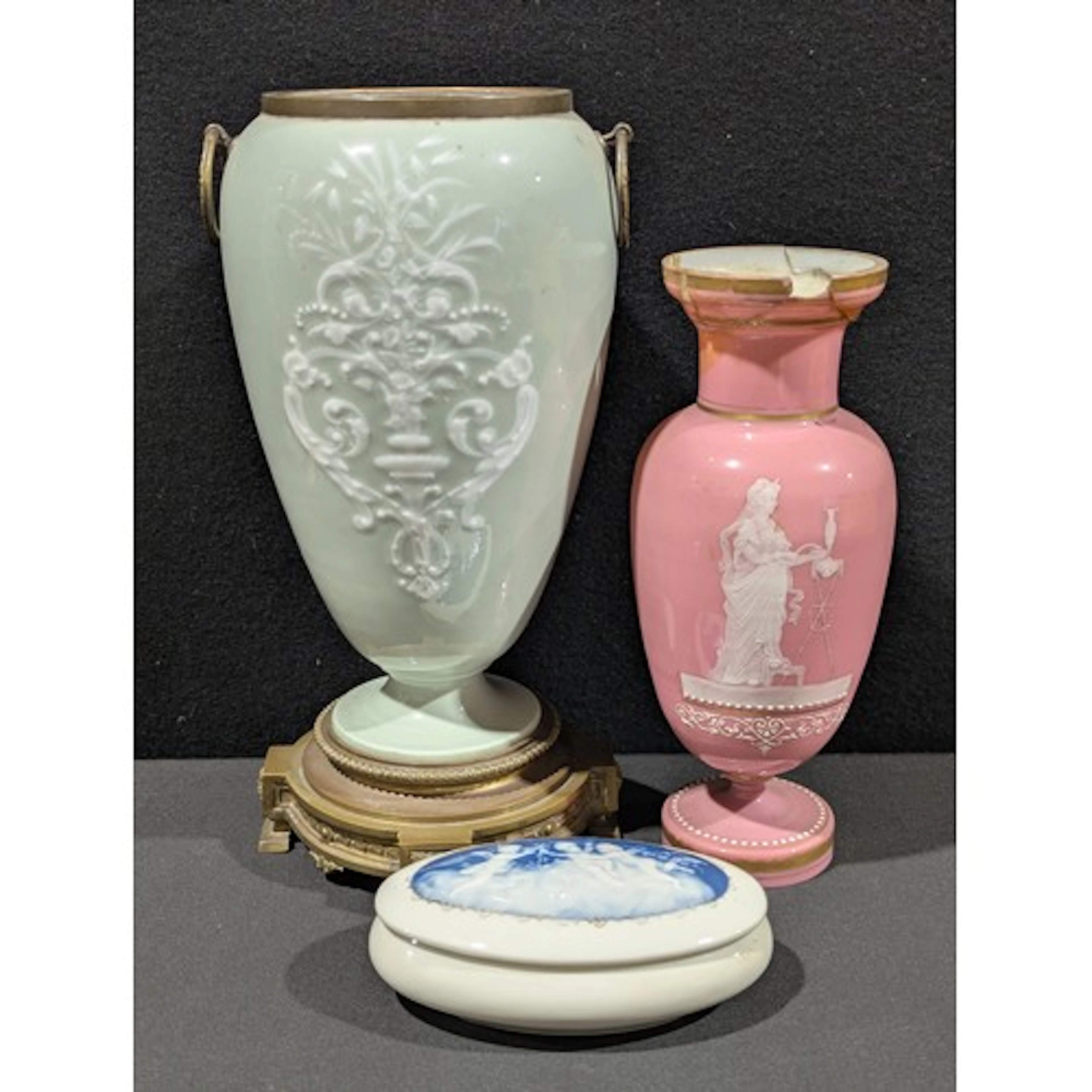 An early 20th century Limoges porcelain oval box and cover, ...