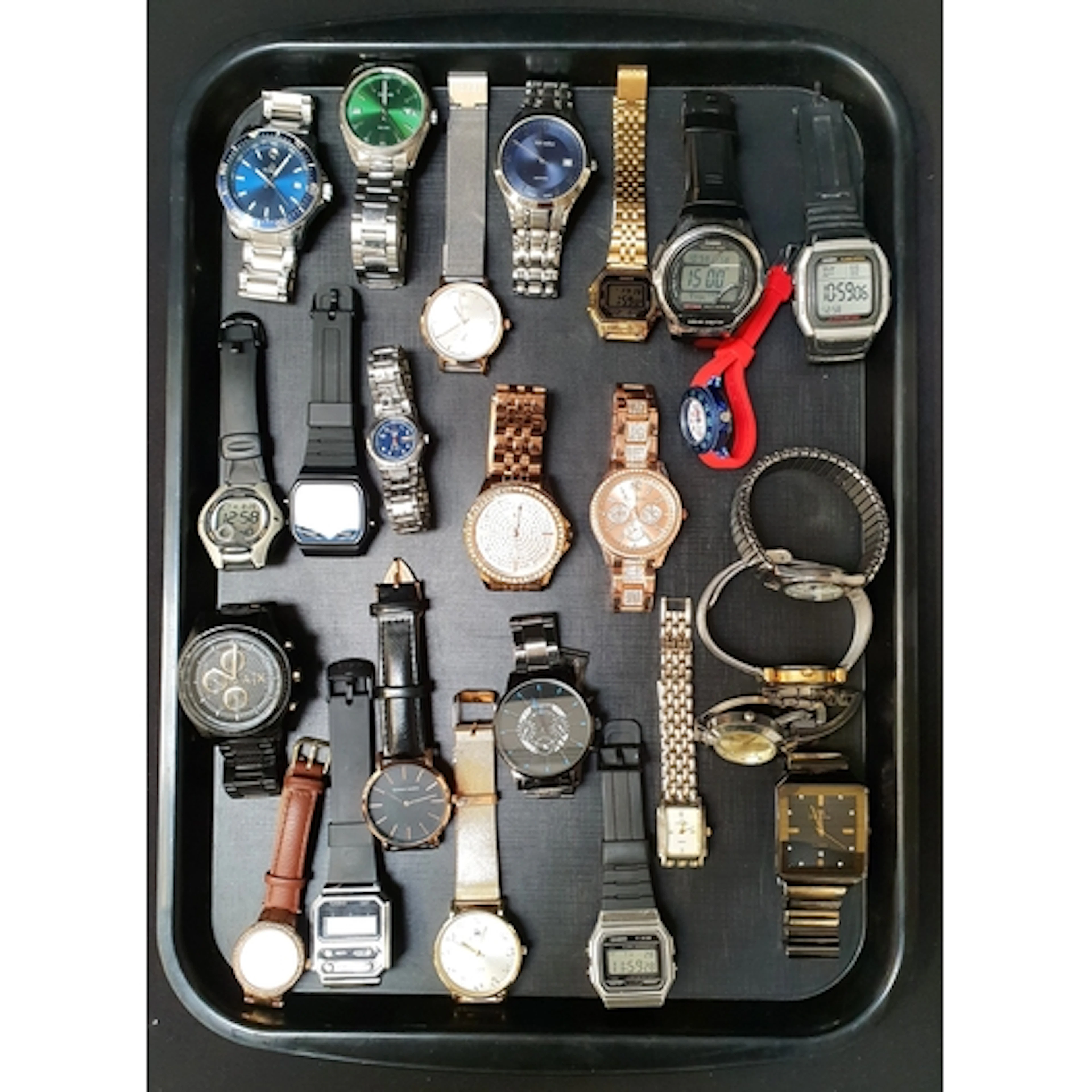 SELECTION OF LADIES AND GENTLEMEN'S WRISTWATCHES including C...