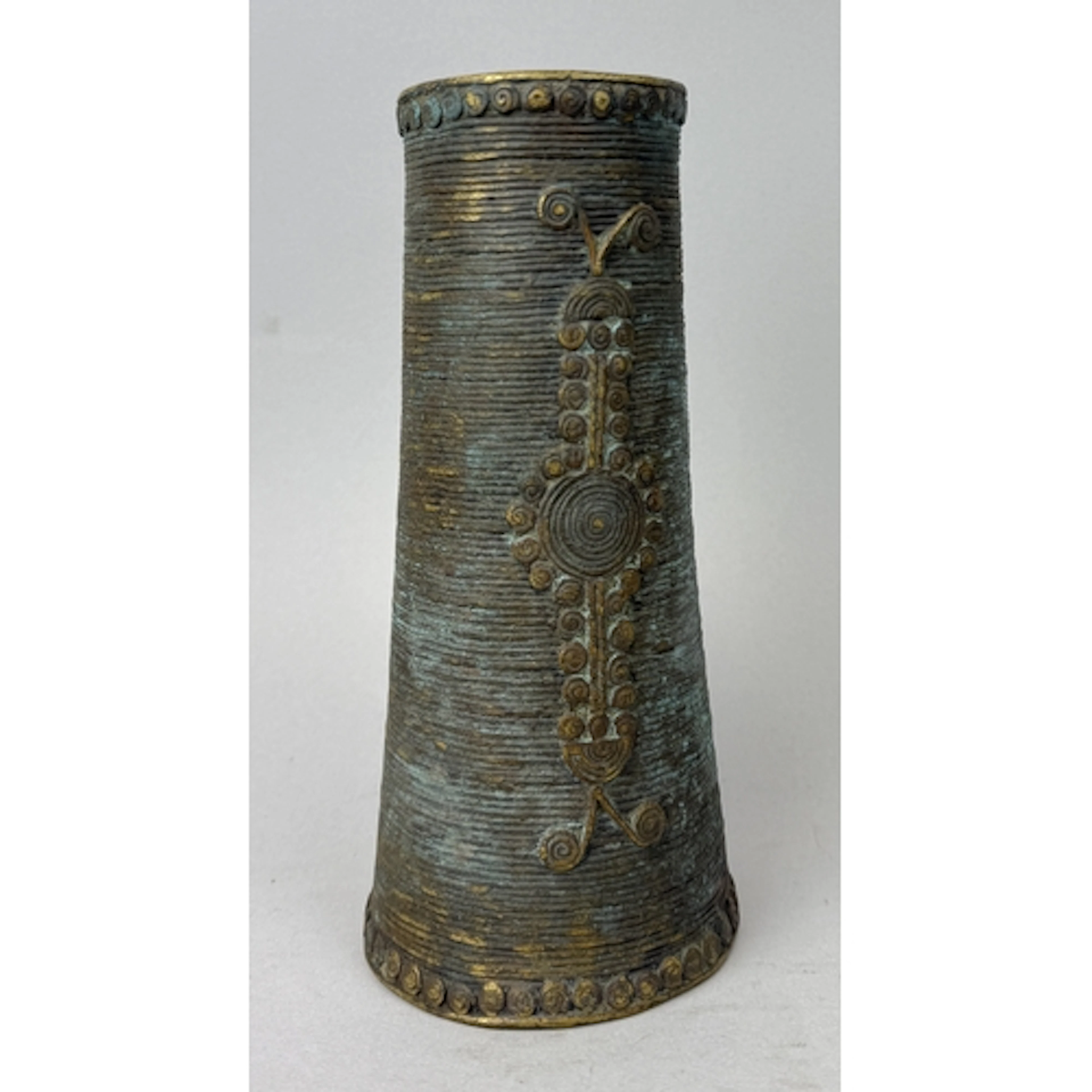 A LARGE AFRICAN TRIBAL CAST BRASS CUFF BRACELET, ASHANTI/ASA...