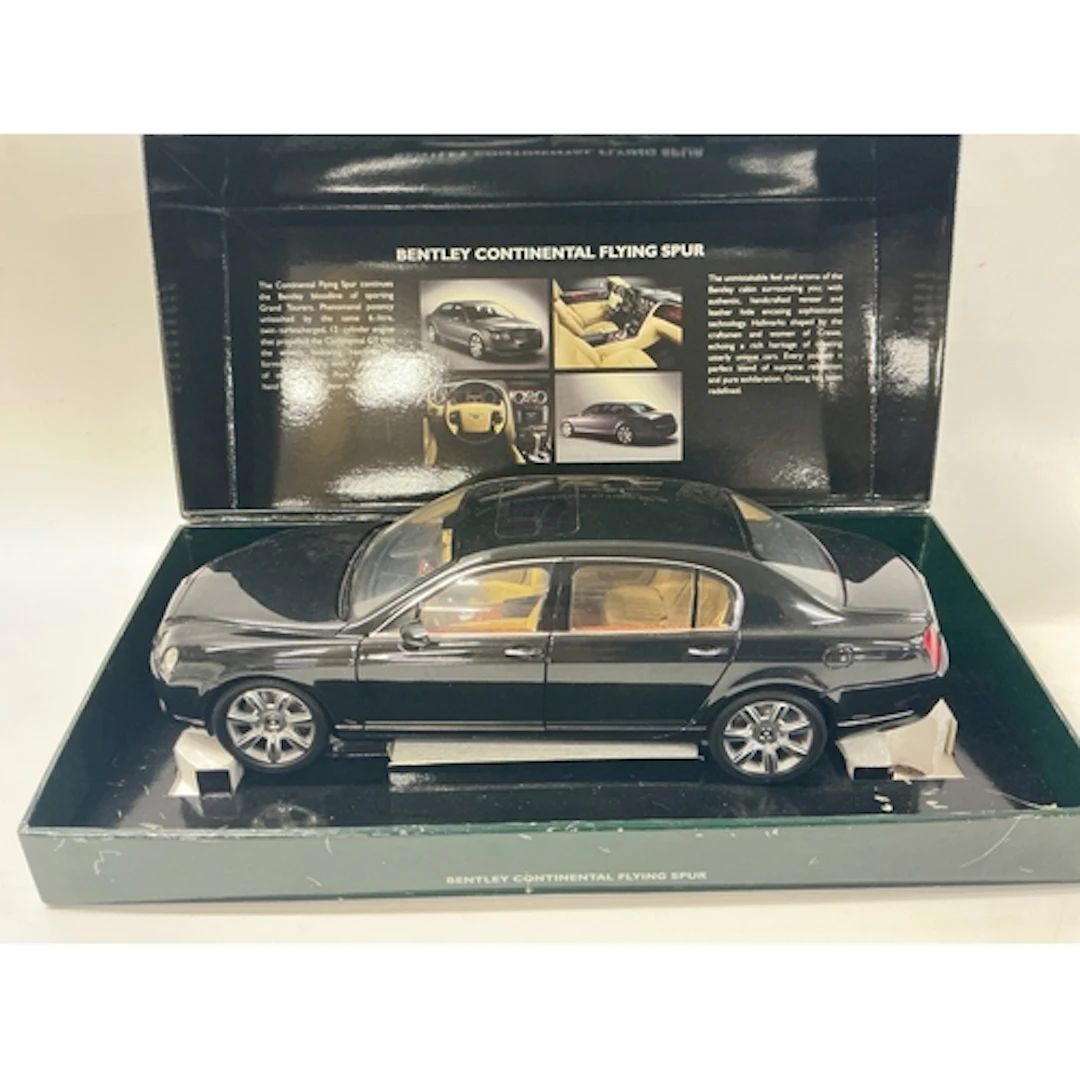 A Boxed Minichamps 1/18 Scale 2005 Bentley Continental Spur....
