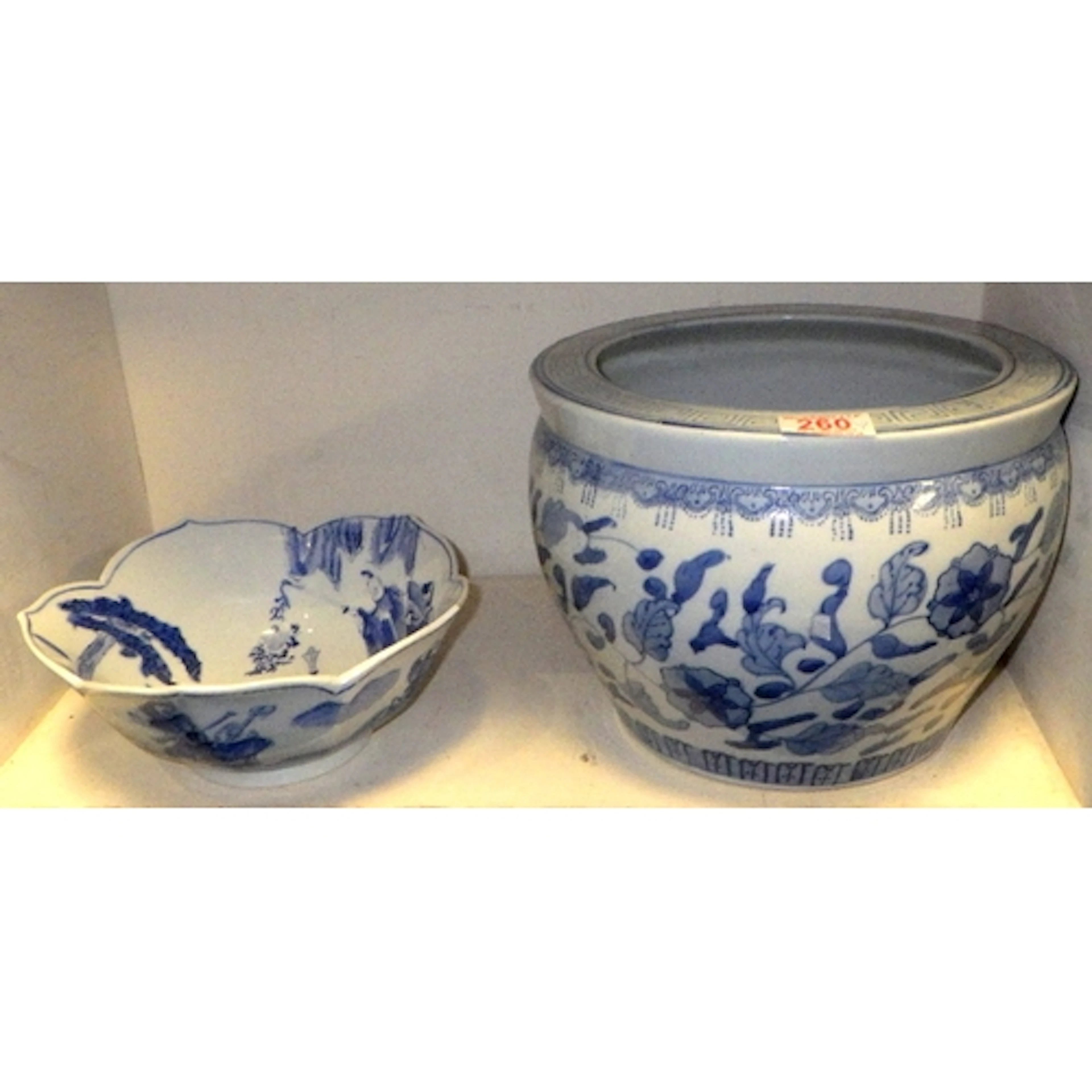 A Chinese jardiniere and a bowl (2)