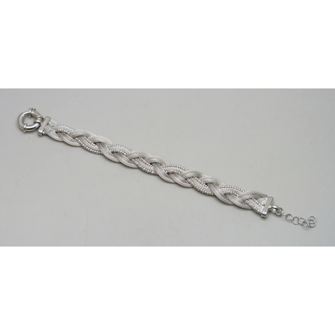 An Italian silver woven design bracelet, 20g, 20cm full exte...