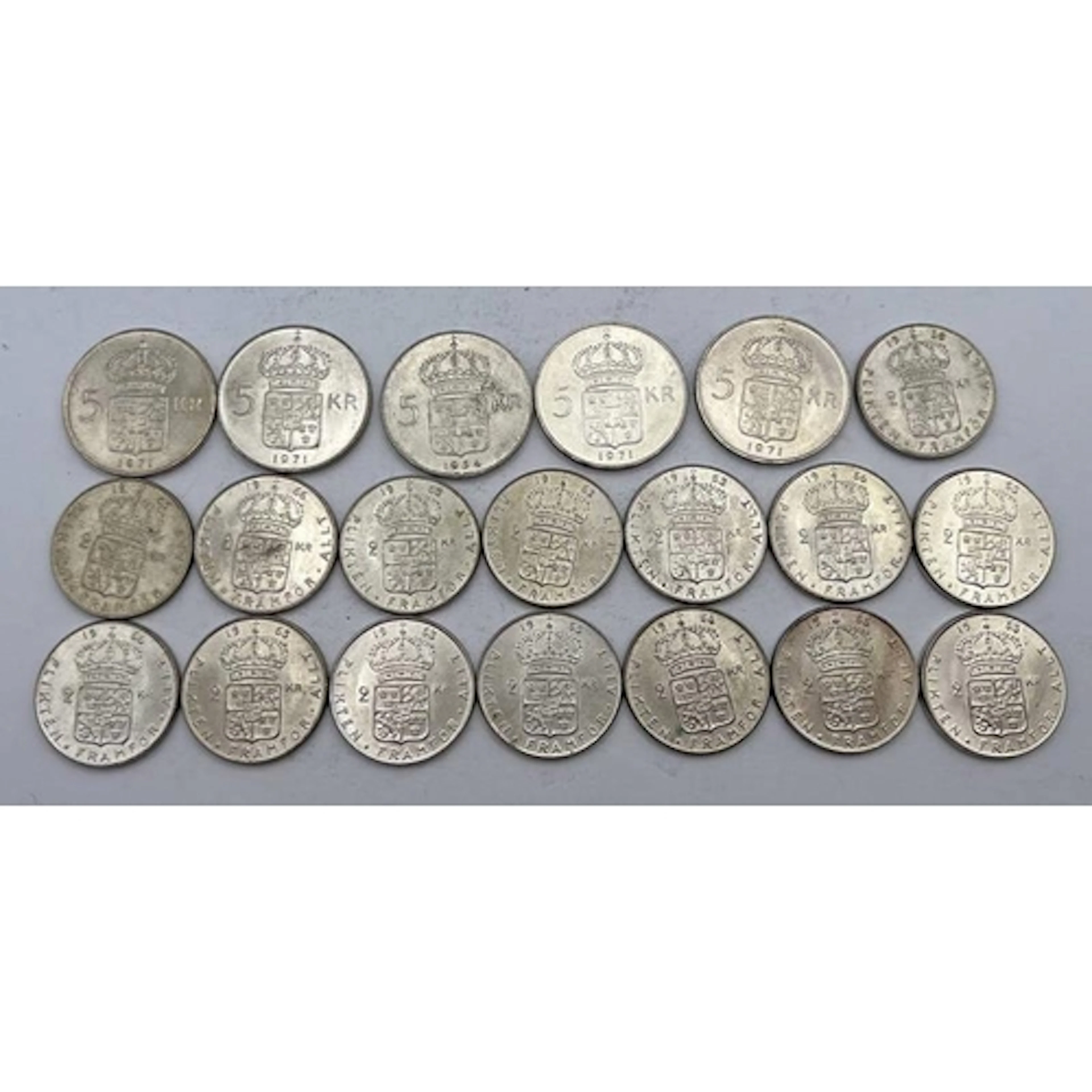 20 SILVER CONTENT SWEDISH KRONOR COINS, 300 GRAMS