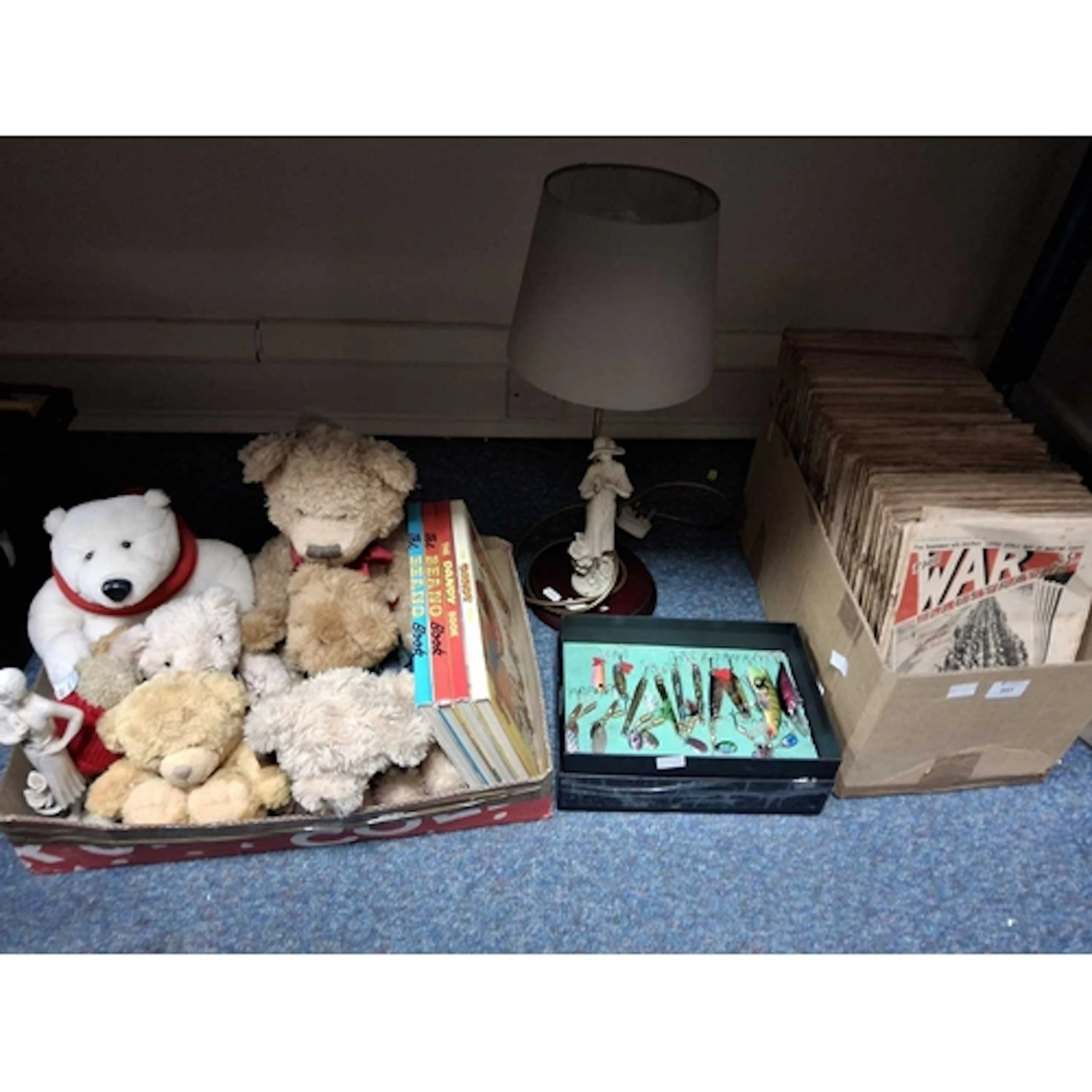 THREE BOXES AND LOOSE STAR WARS ADVERTISING, FISHING LURES A...
