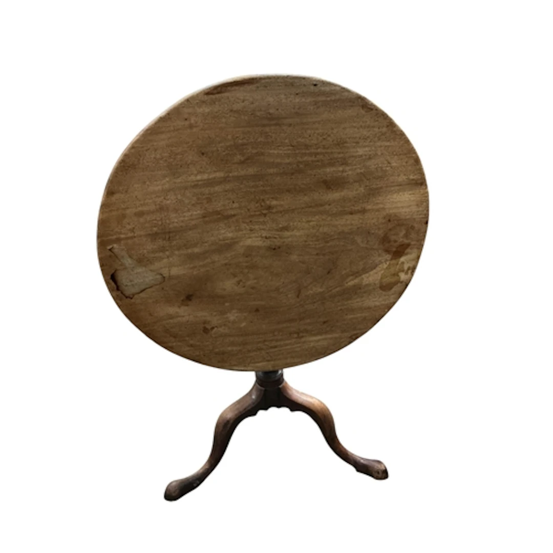A George III mahogany tilt top tripod tea table, diameter 79...