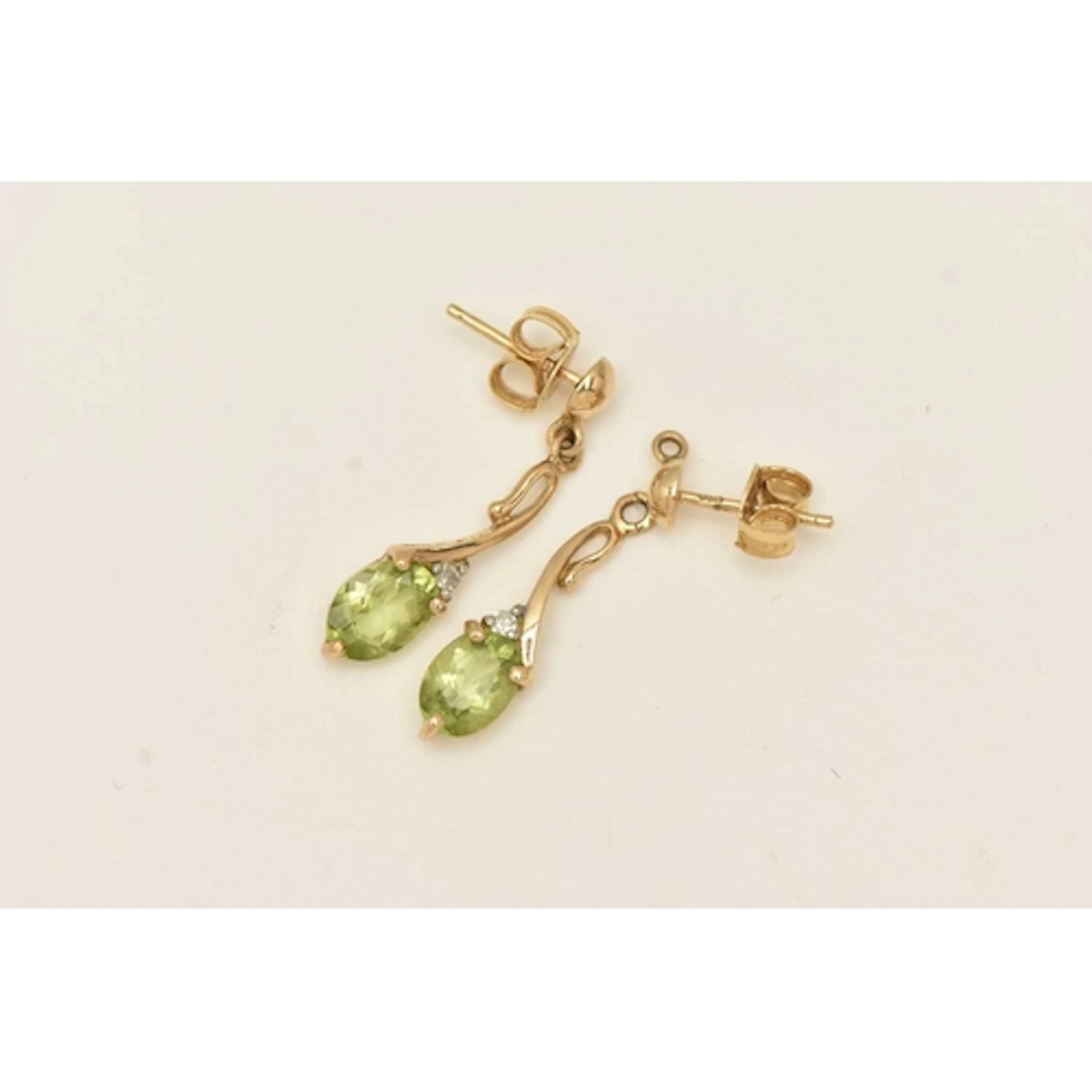 A PAIR OF 9CT YELLOW GOLD GEM SET DROP EARRINGS, AF earrings...