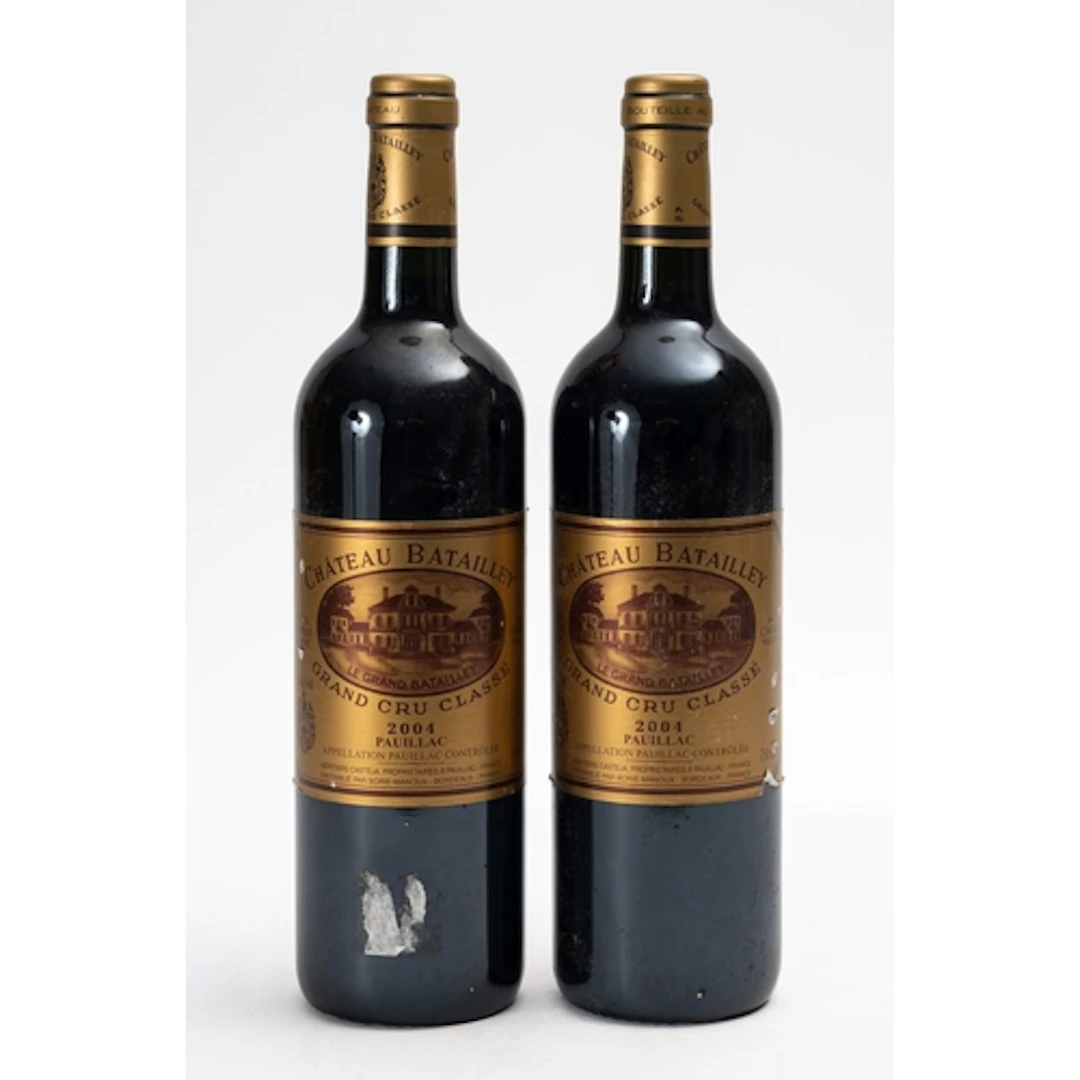 Two bottles of Chateau Batailley, Pauilcal, 2004. Fill level...