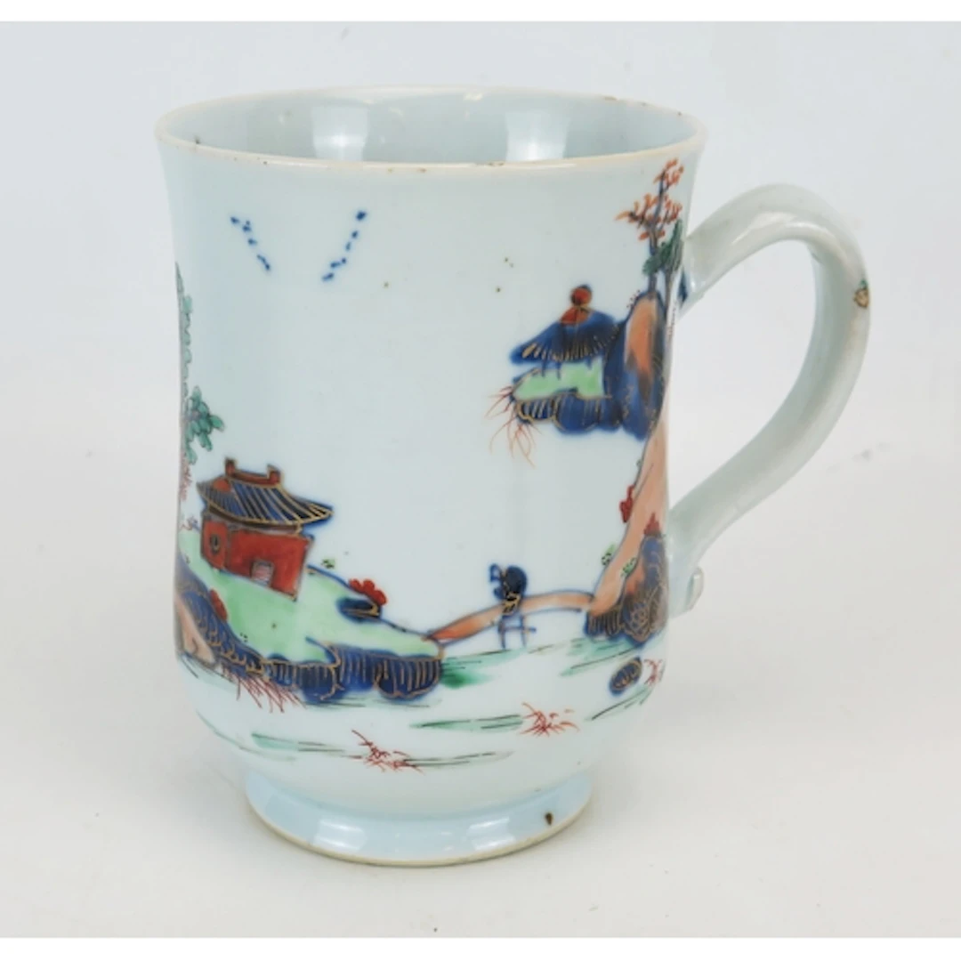 A 19th century Chinese porcelain mug, of waisted form, decor...