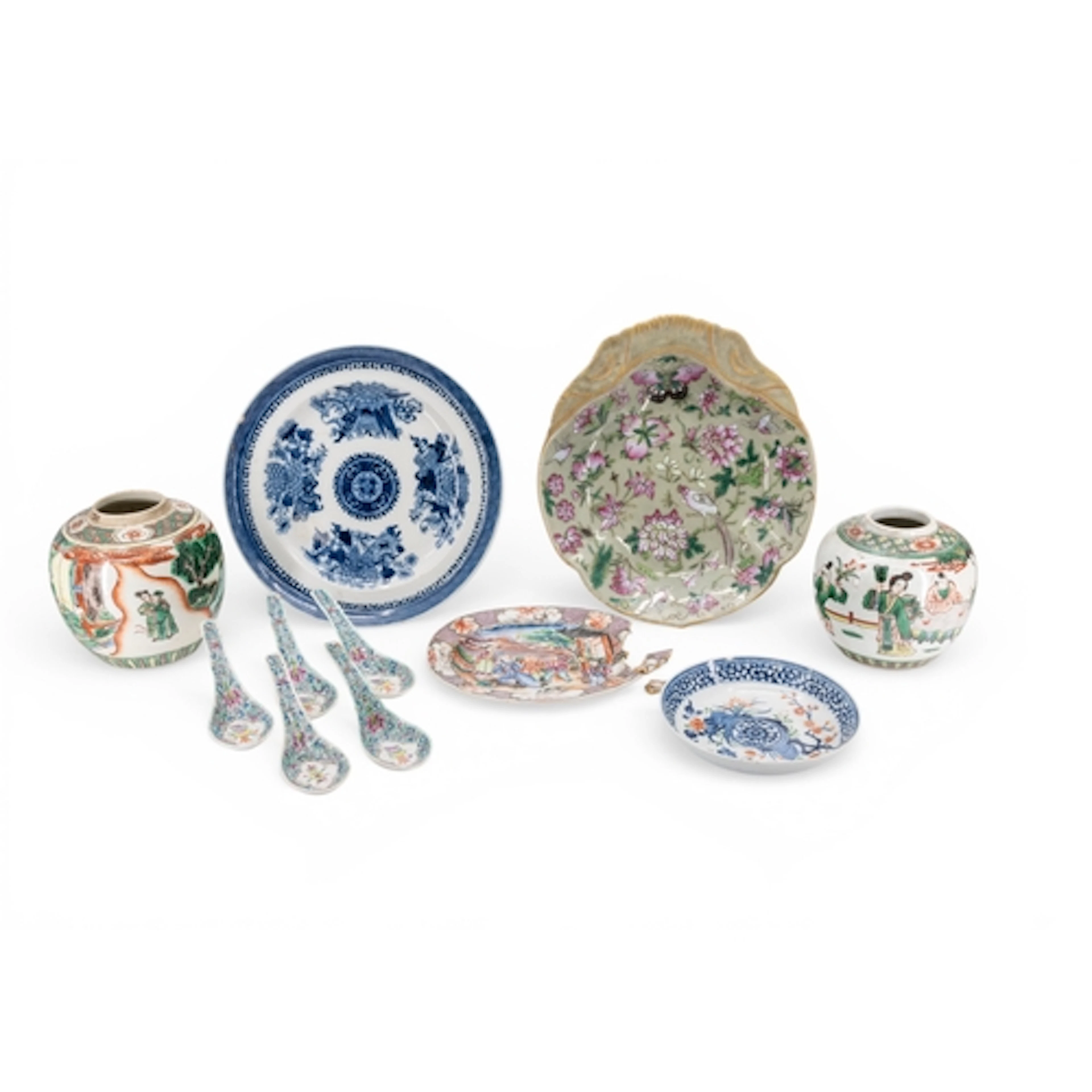 A GROUP OF CHINESE CERAMICS QING DYNASTY, 18TH / 19TH CENTUR...