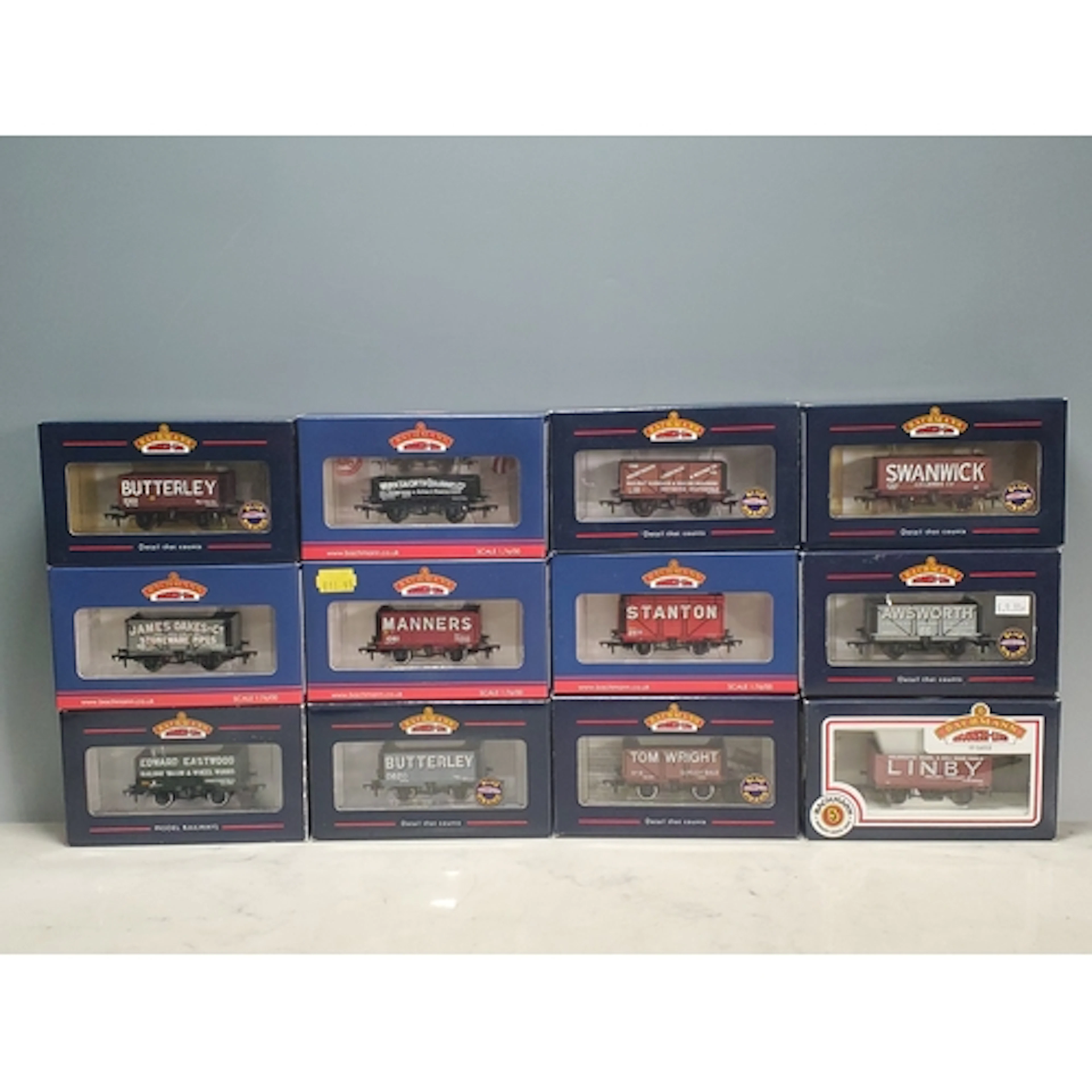 12x Bachmann 00 gauge limited edition Private Owner Wagons i...