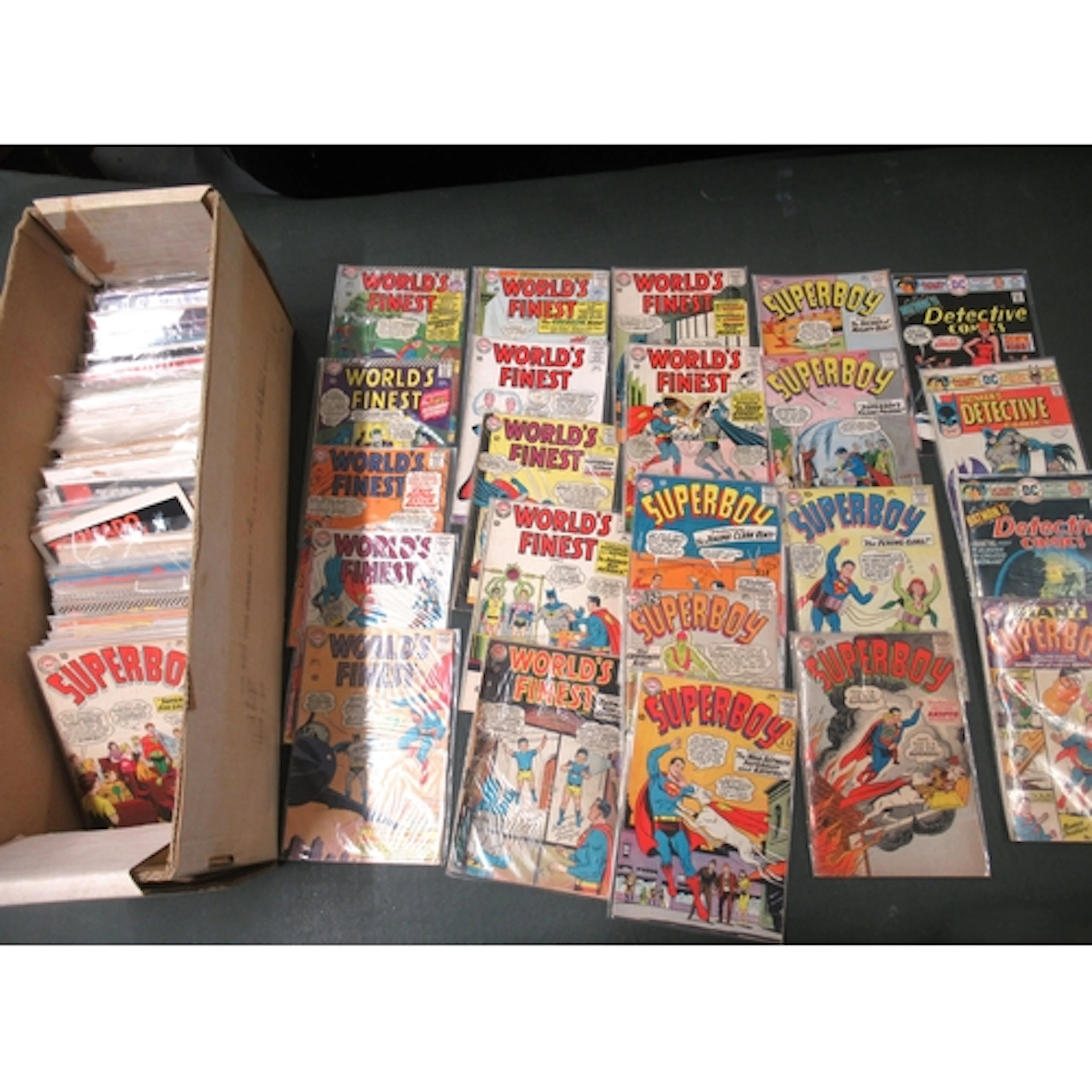 Box containing a quantity of mainly DC comics, US editions, ...