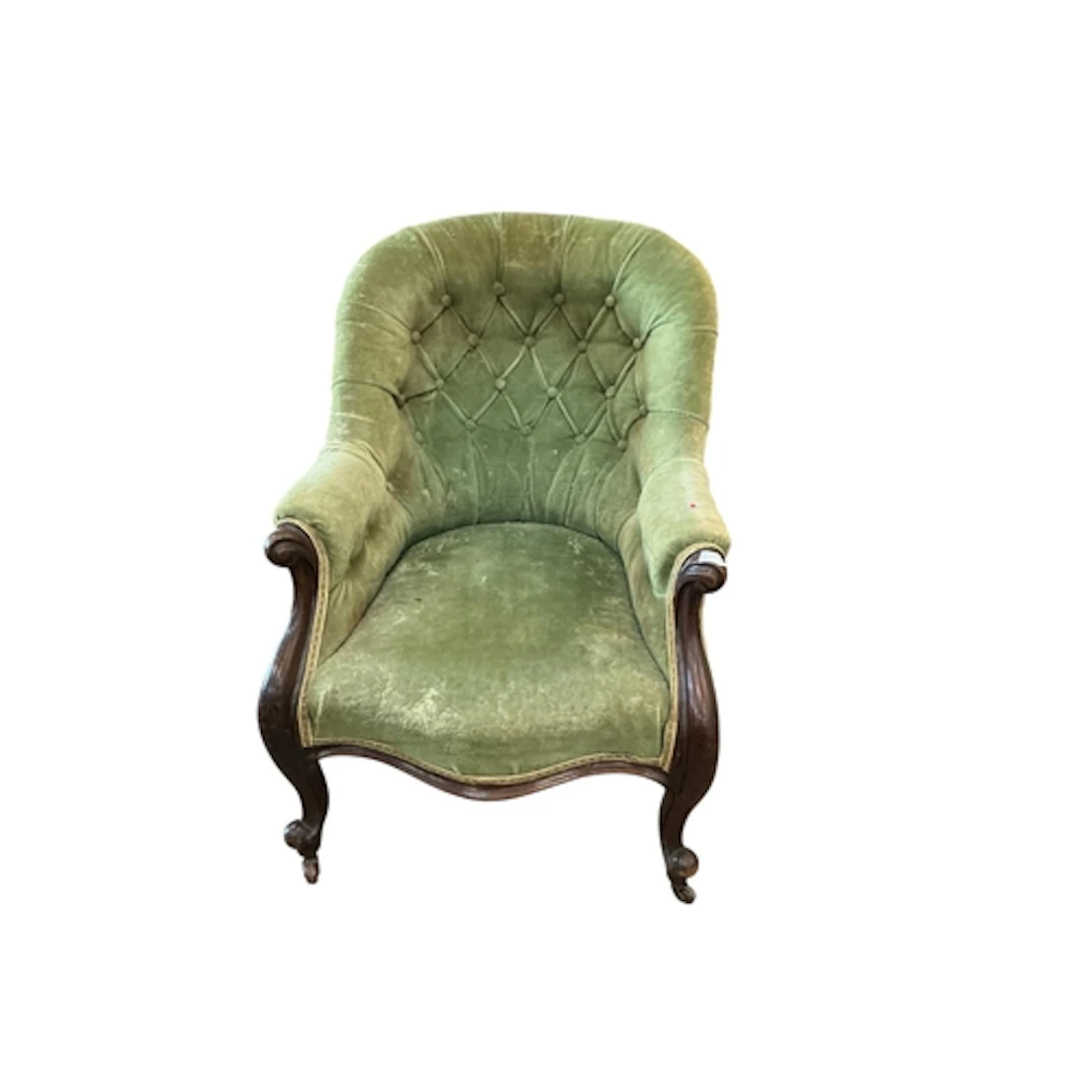 A Victorian mahogany spoon back chair, width 67cm, depth 65c...