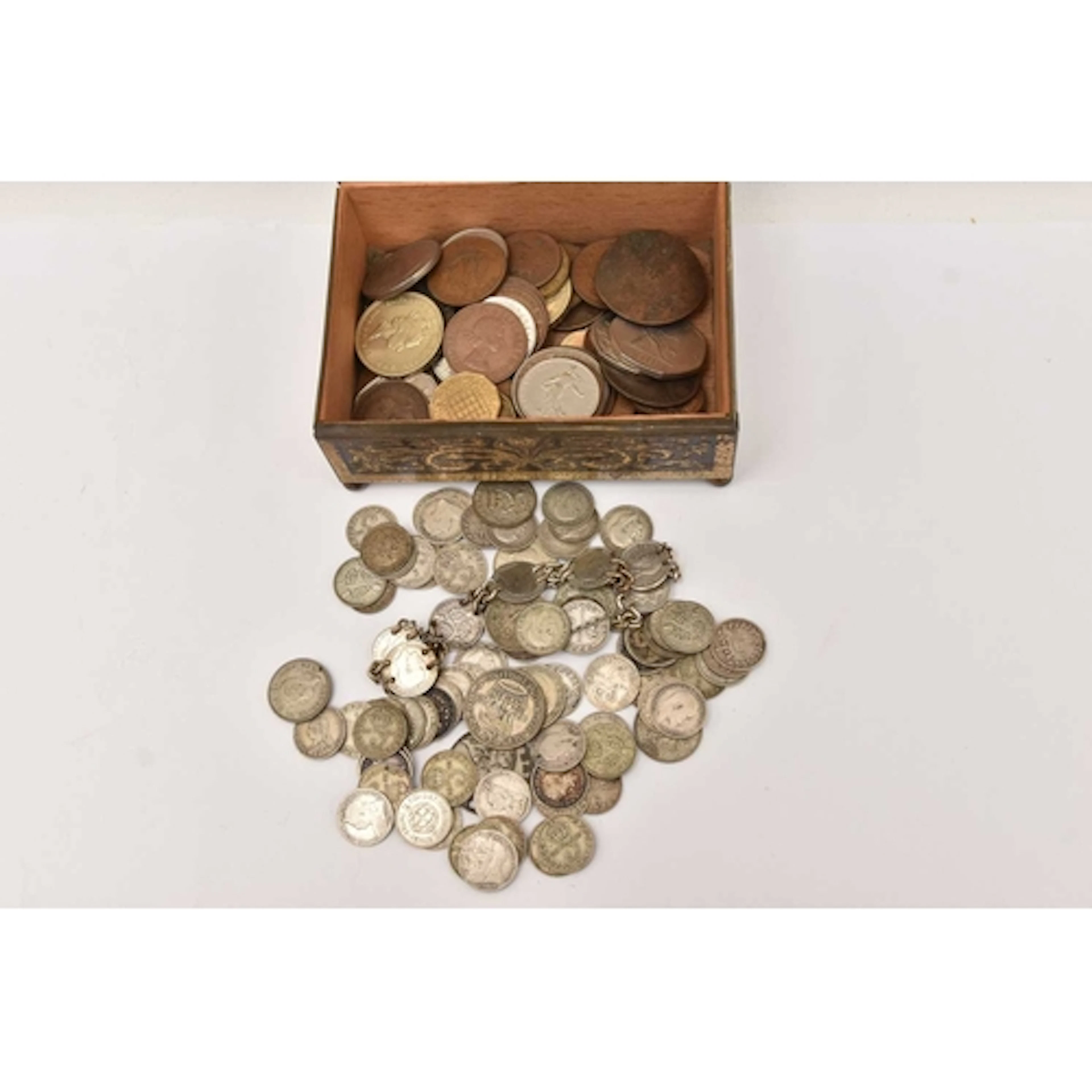 A SMALL TIN OF ASSORTED COINS, to include an amount of loose...