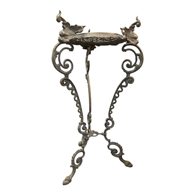 A 19th century Victorian brass rococo syle plant stand / jar...