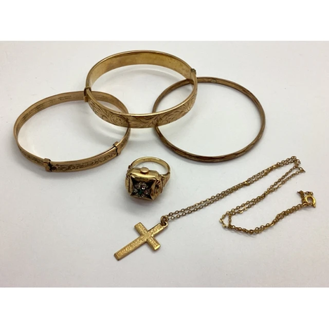 Sully Vintage Gold Plated Cocktail Ring Watch, (finger size ...