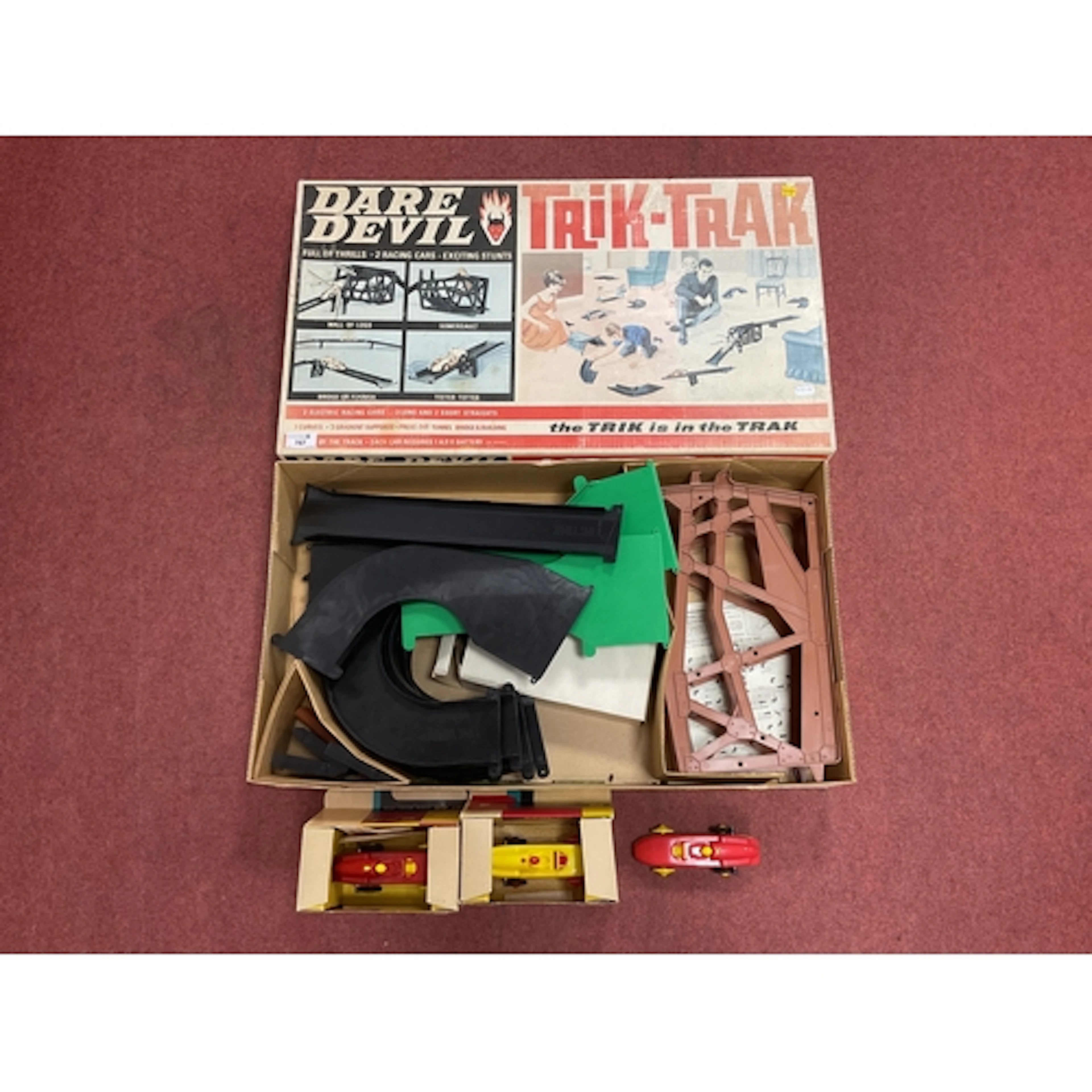 A Triang T.T.2 Battery Operated Dare Devil Trik-Trak Set. Co...