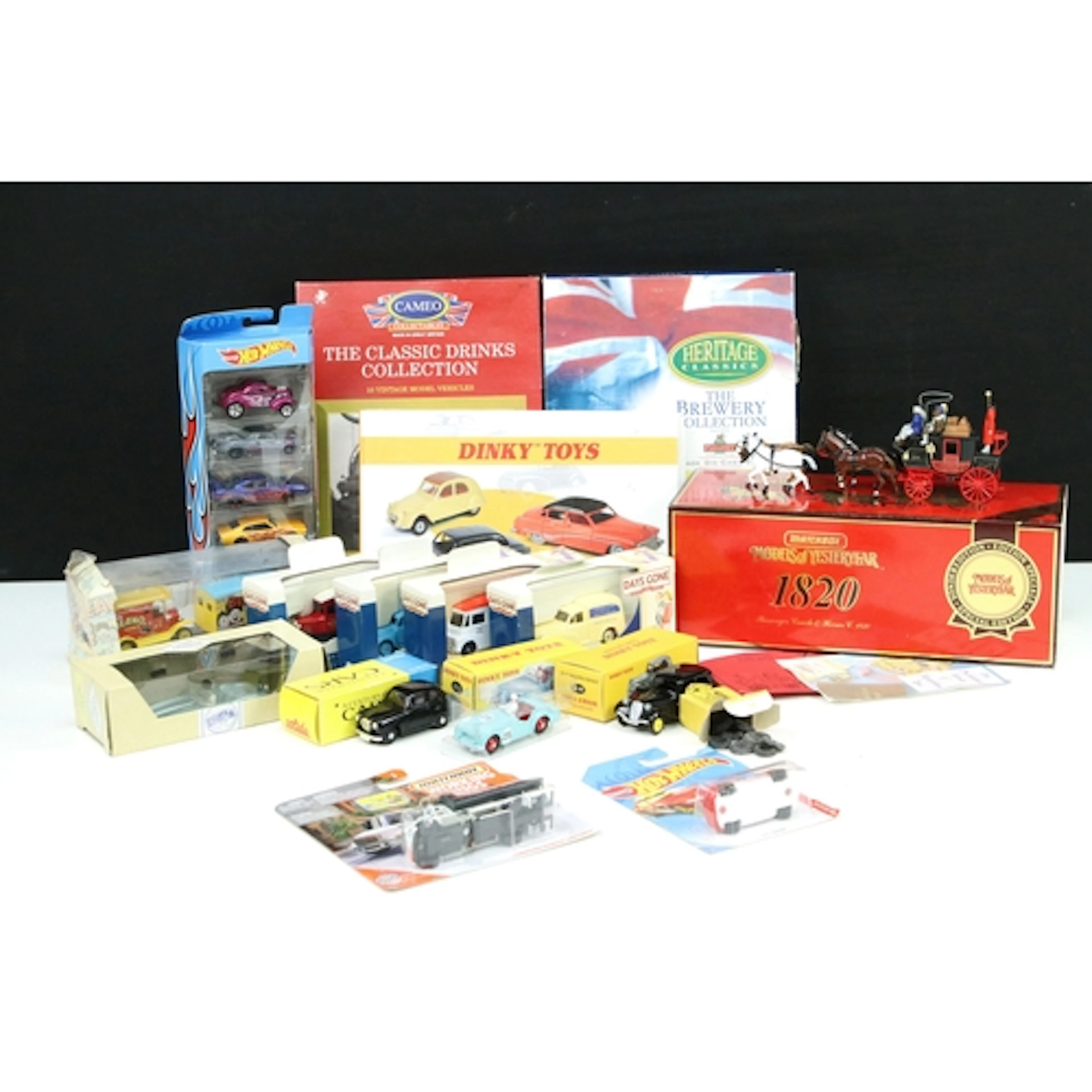 15 Boxed diecast models to include 2 x Atlas Dinky, Matchbox...