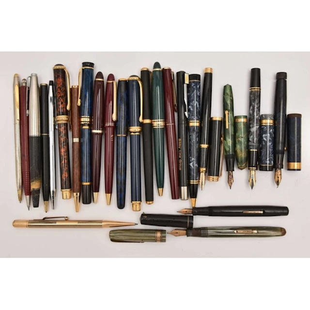 AN ASSORTMENT OF PENS, to include Conway Stewart nib stamped...