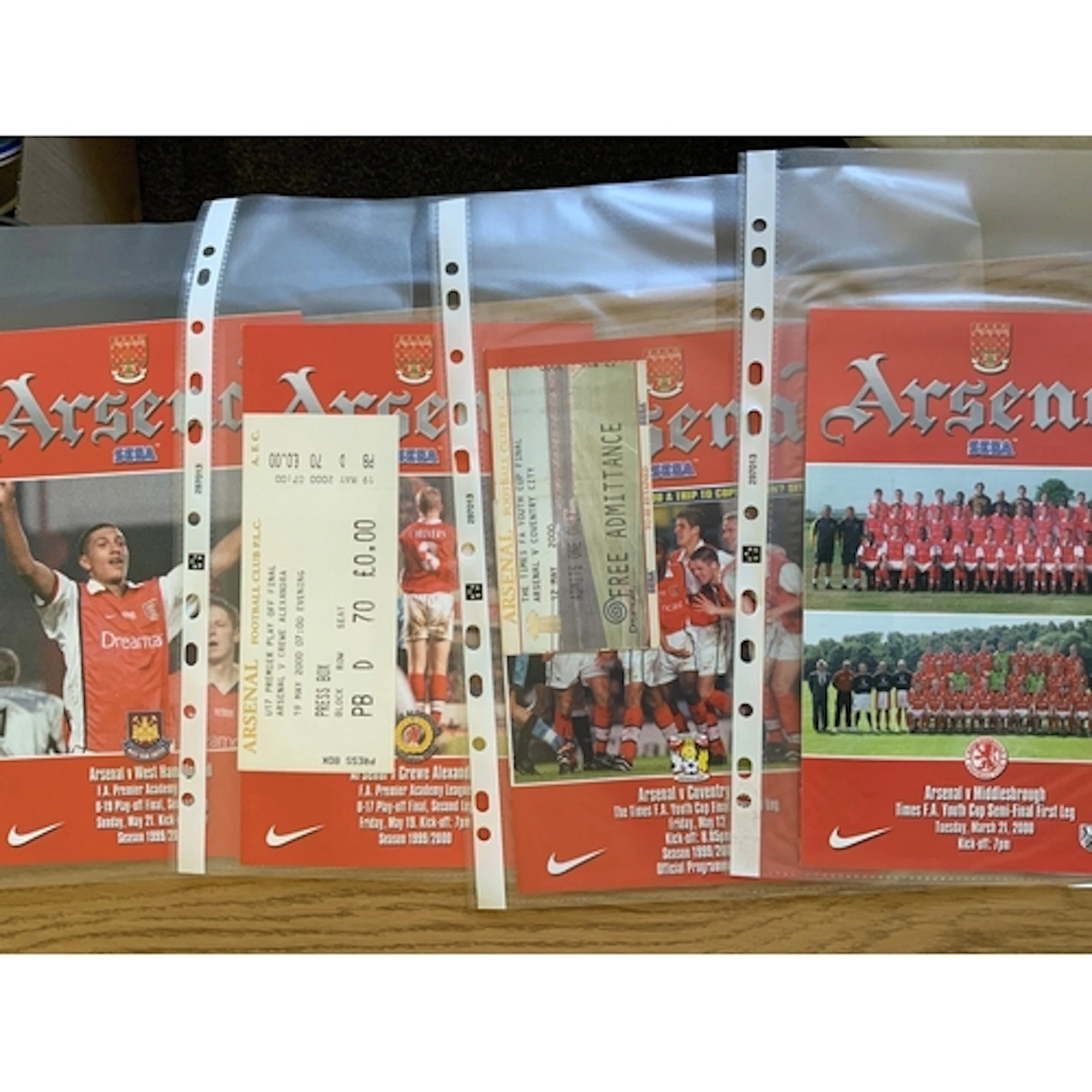 1999 - 2000 Arsenal Home Football Programmes Tickets + Reser...