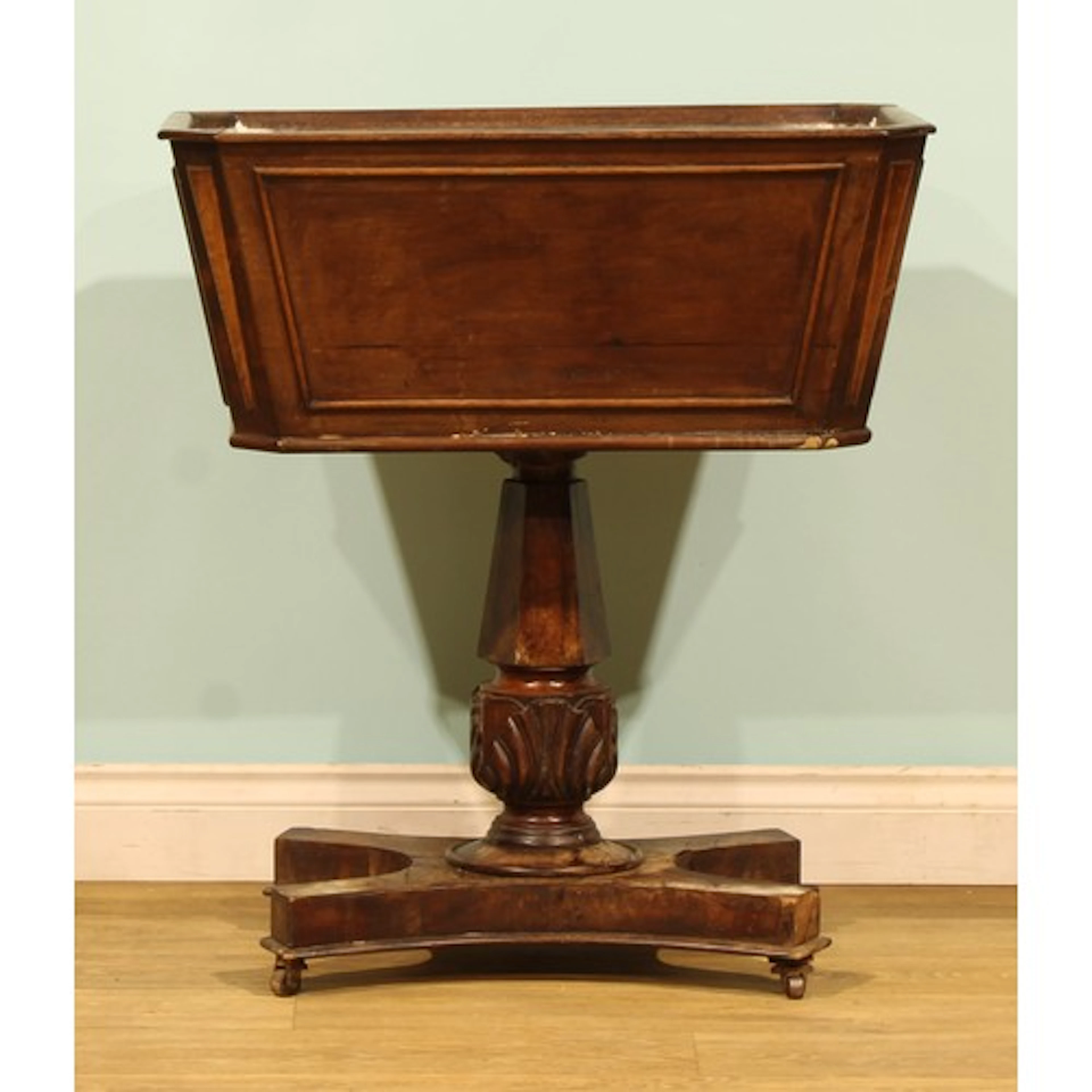 A William IV mahogany room-centre bloom trough or planter, z...