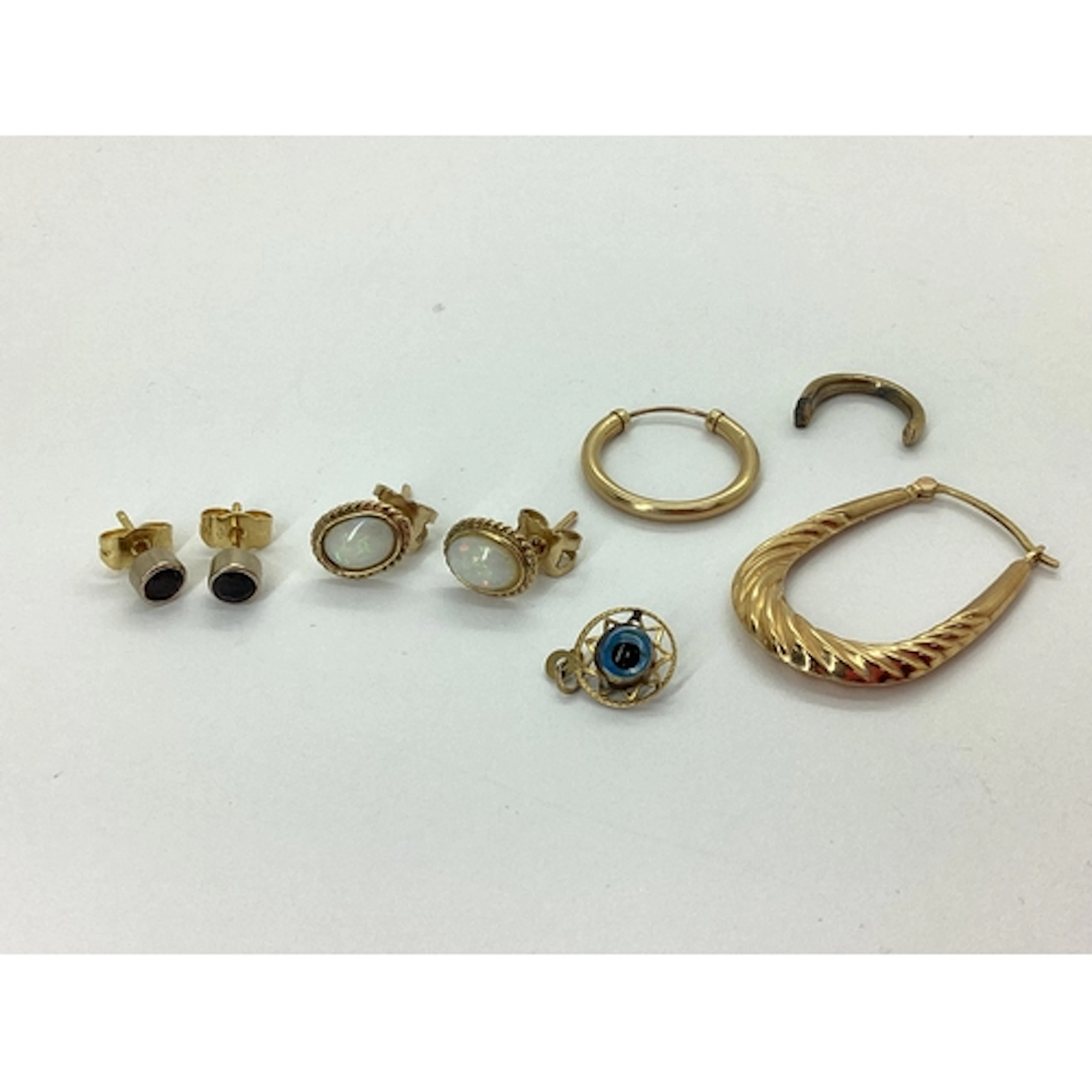 A Pair of 18ct Gold Bi-Colour Single Stone Stud Earrings, co...