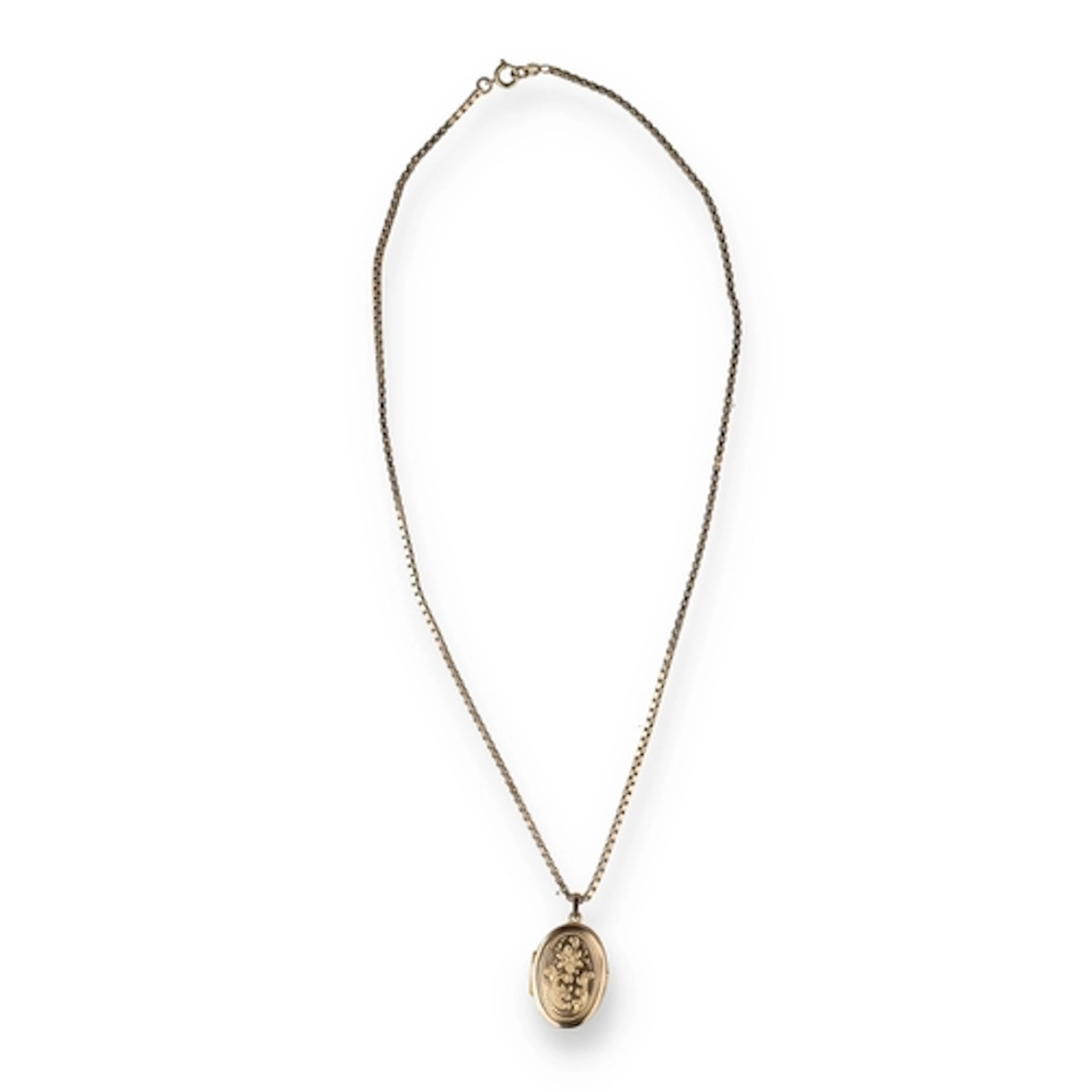 A 9CT GOLD LOCKET ON 9CT GOLD CHAIN 15.0gms