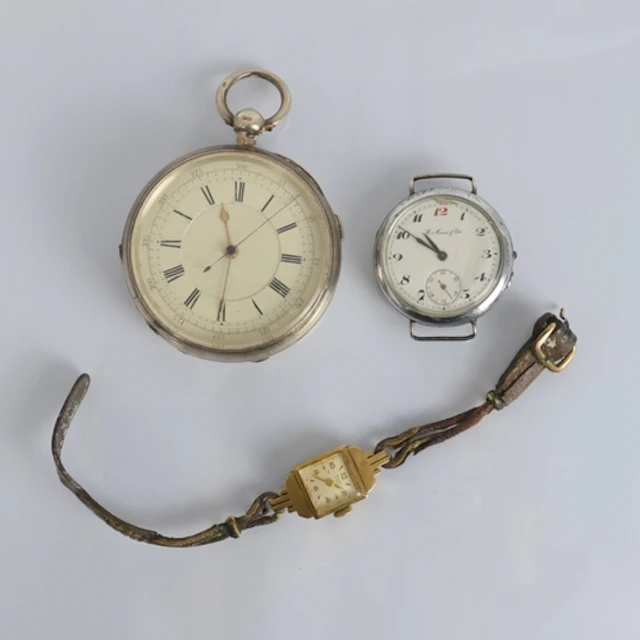 A group of three watches, including an early 20th century la...