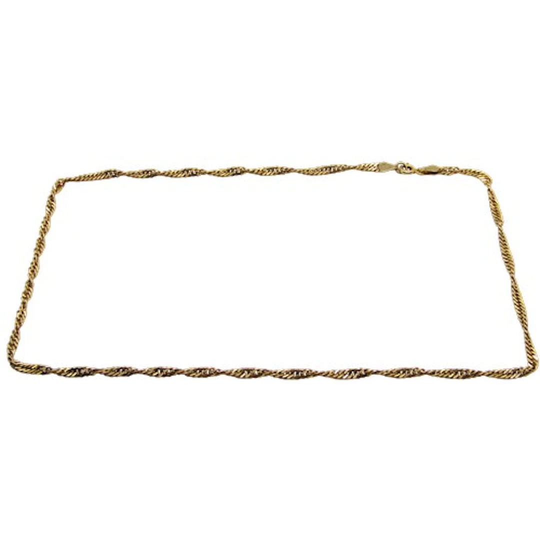 A fine 9ct gold Singapore chain necklace, 5.6g