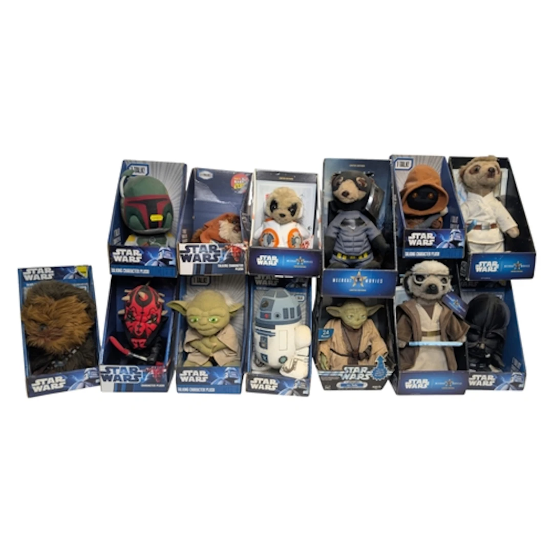 A collection of approx. 13 x Star Wars character plushes inc...