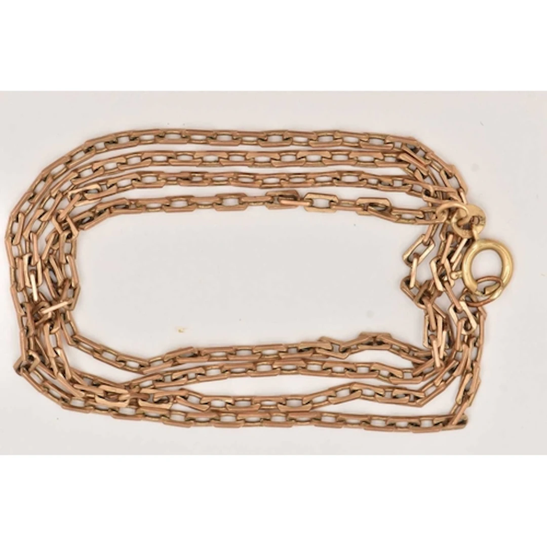 A 9CT GOLD CHAIN NECKLACE, elongated cable links fitted with...