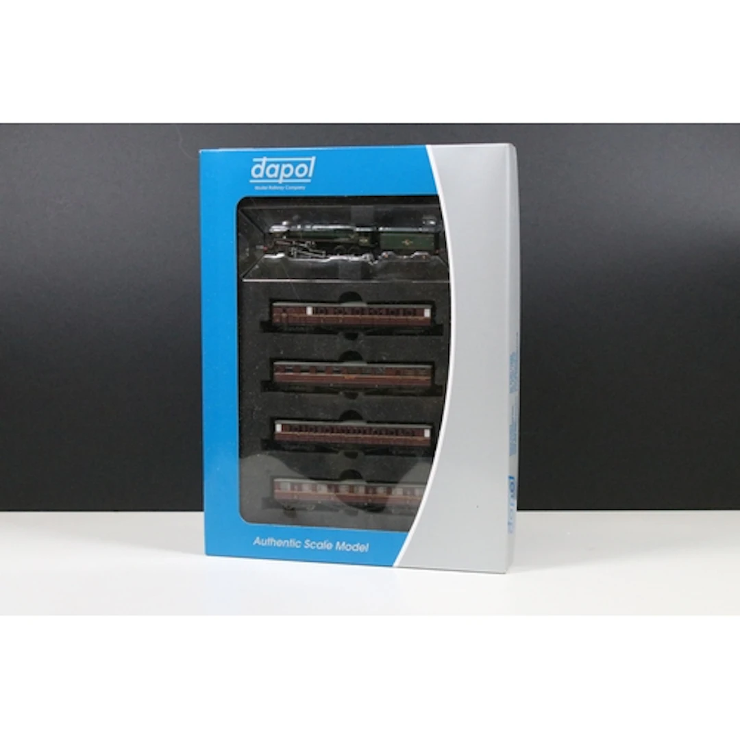 Boxed Dapol N gauge 2S-013-010 9F 92220 The Pine Express Eve...