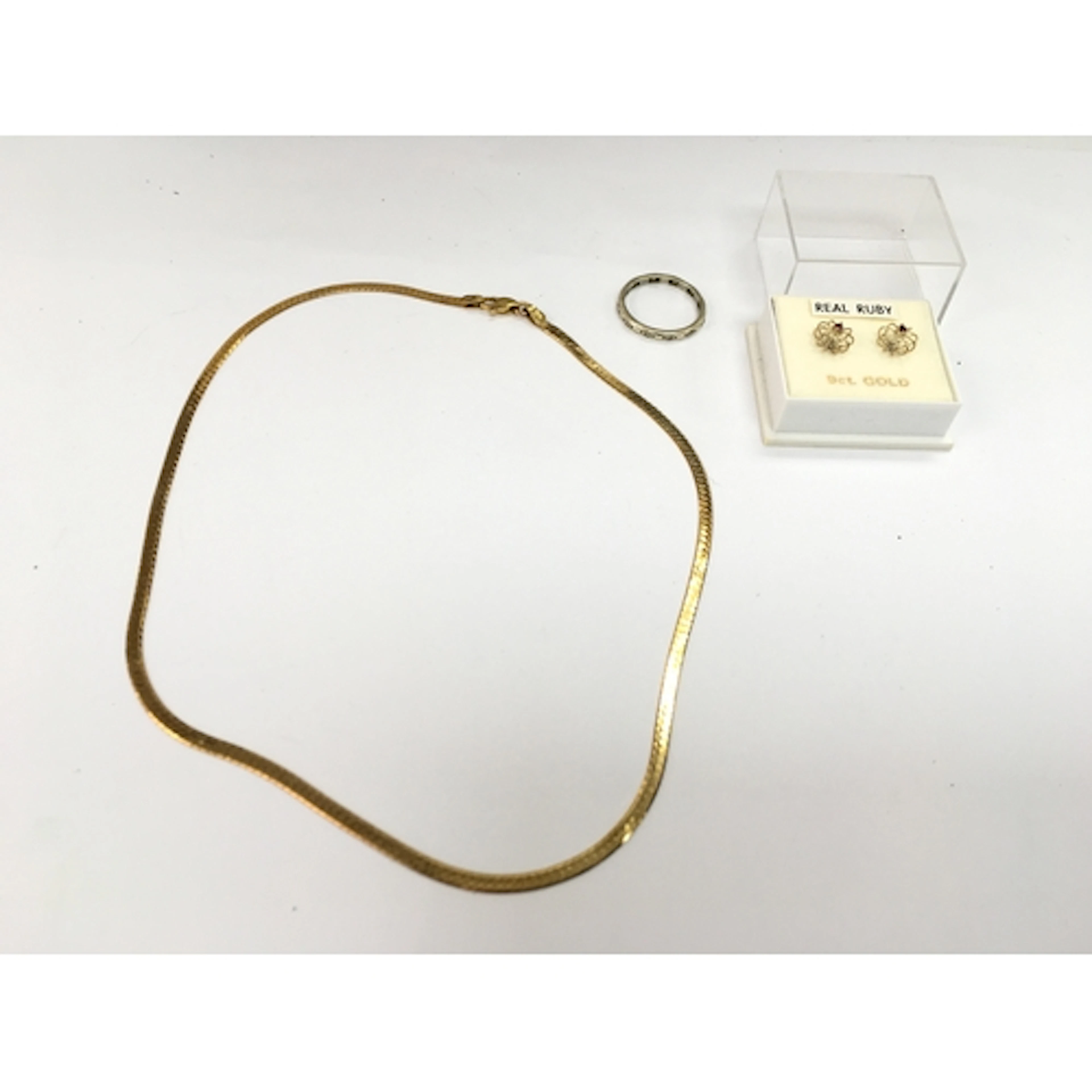 9ct gold necklace a 9ct ring and a pair of 9ct earrings. app...
