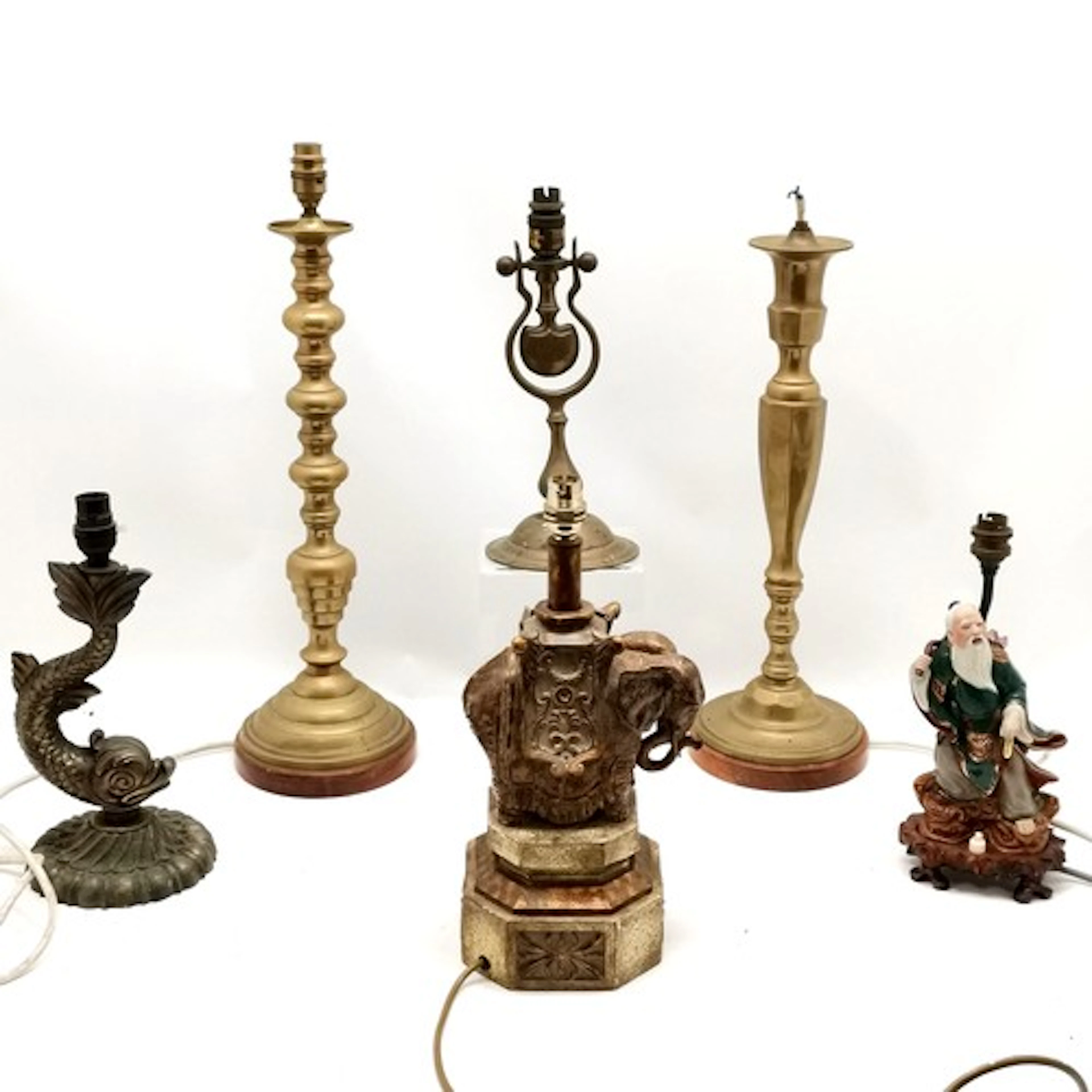 6 table lamps including a gimbal lamp, elephant and oriental...