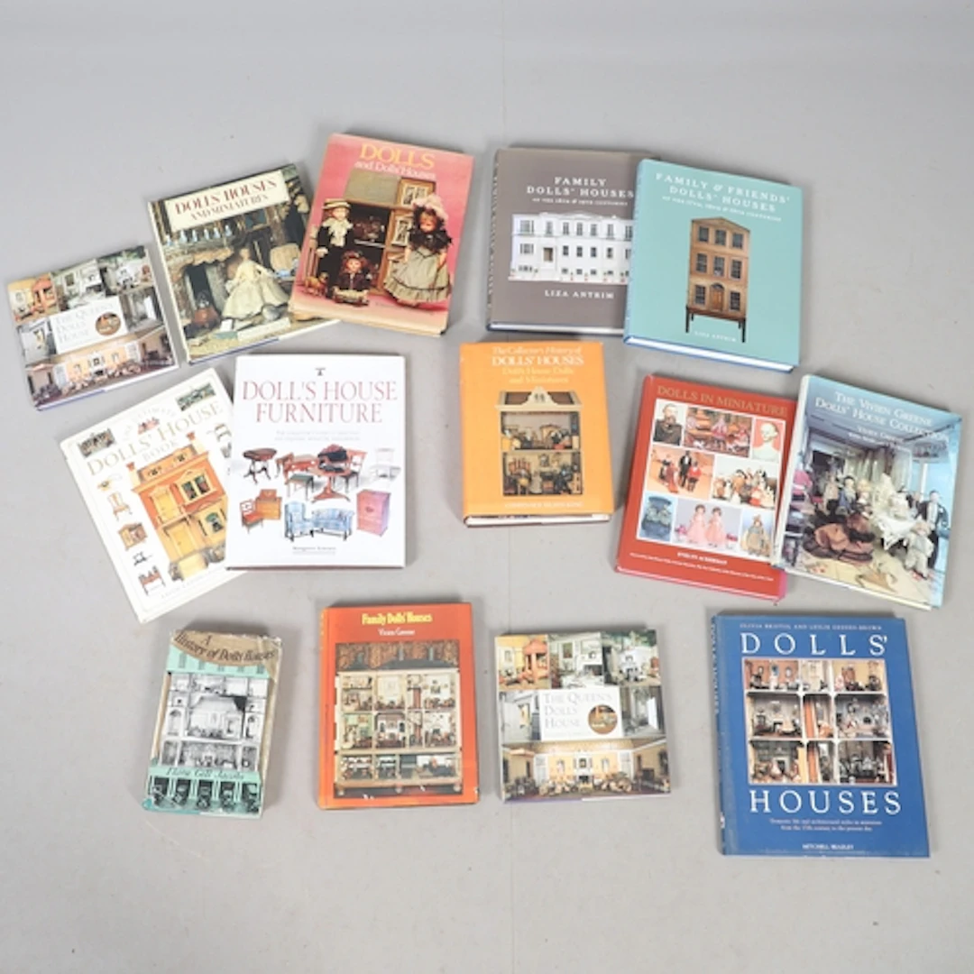 VARIOUS SPECIALIST DOLLS HOUSE BOOKS - INCLUDING LIZA ANTRIM...