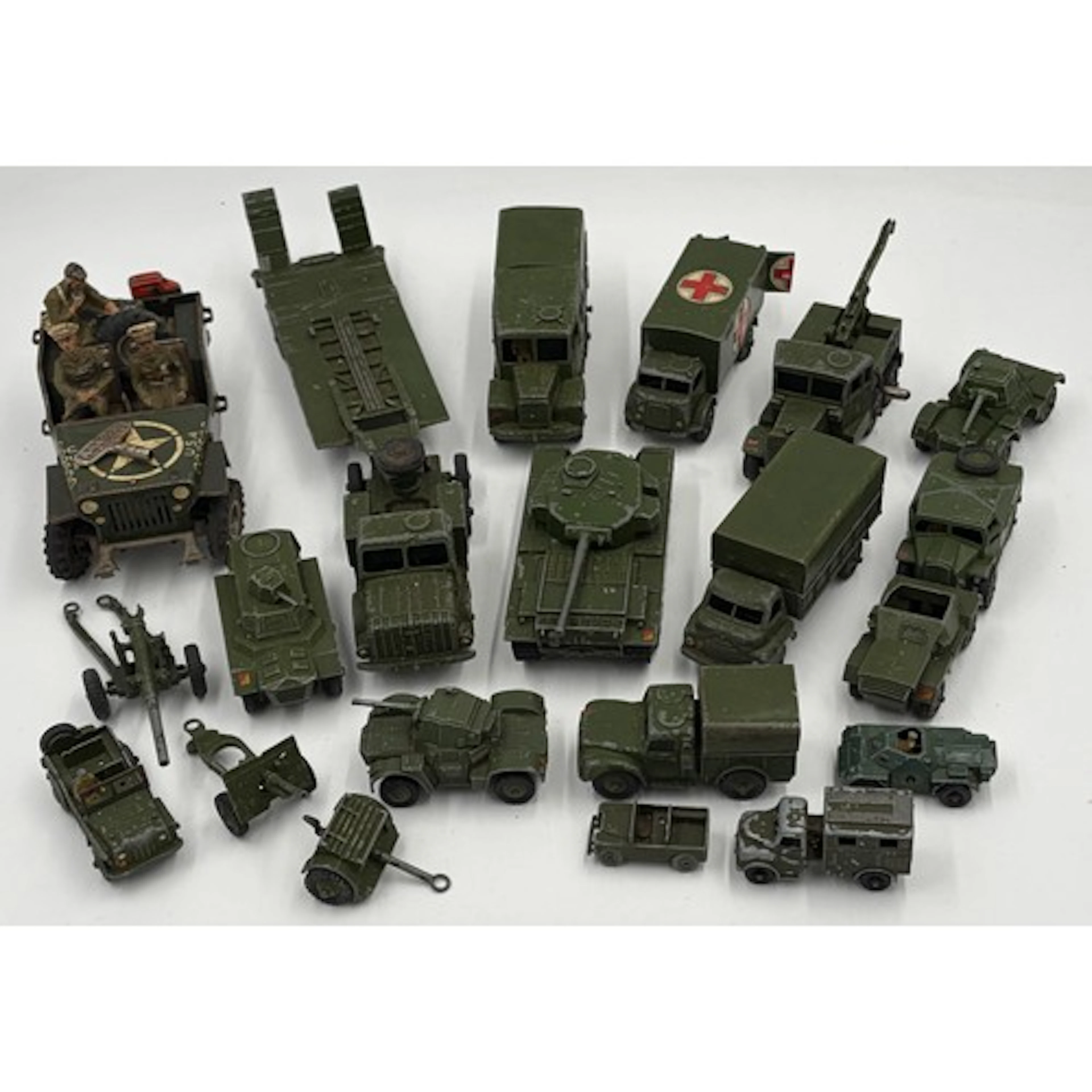 A selection of Military diecast vehicles to include an Arnol...