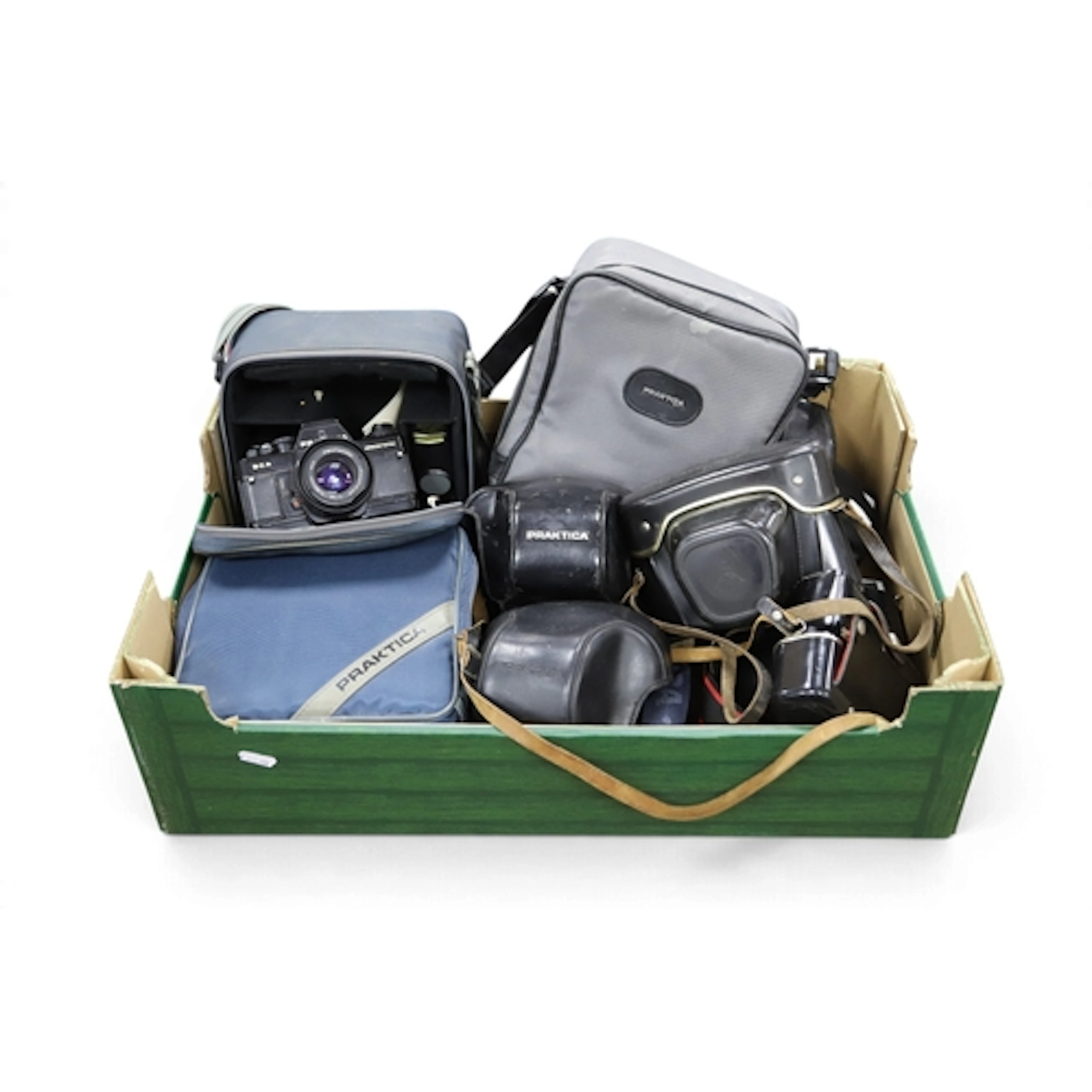 A collection of Praktica cameras to include BCA x2, MTL50, B...