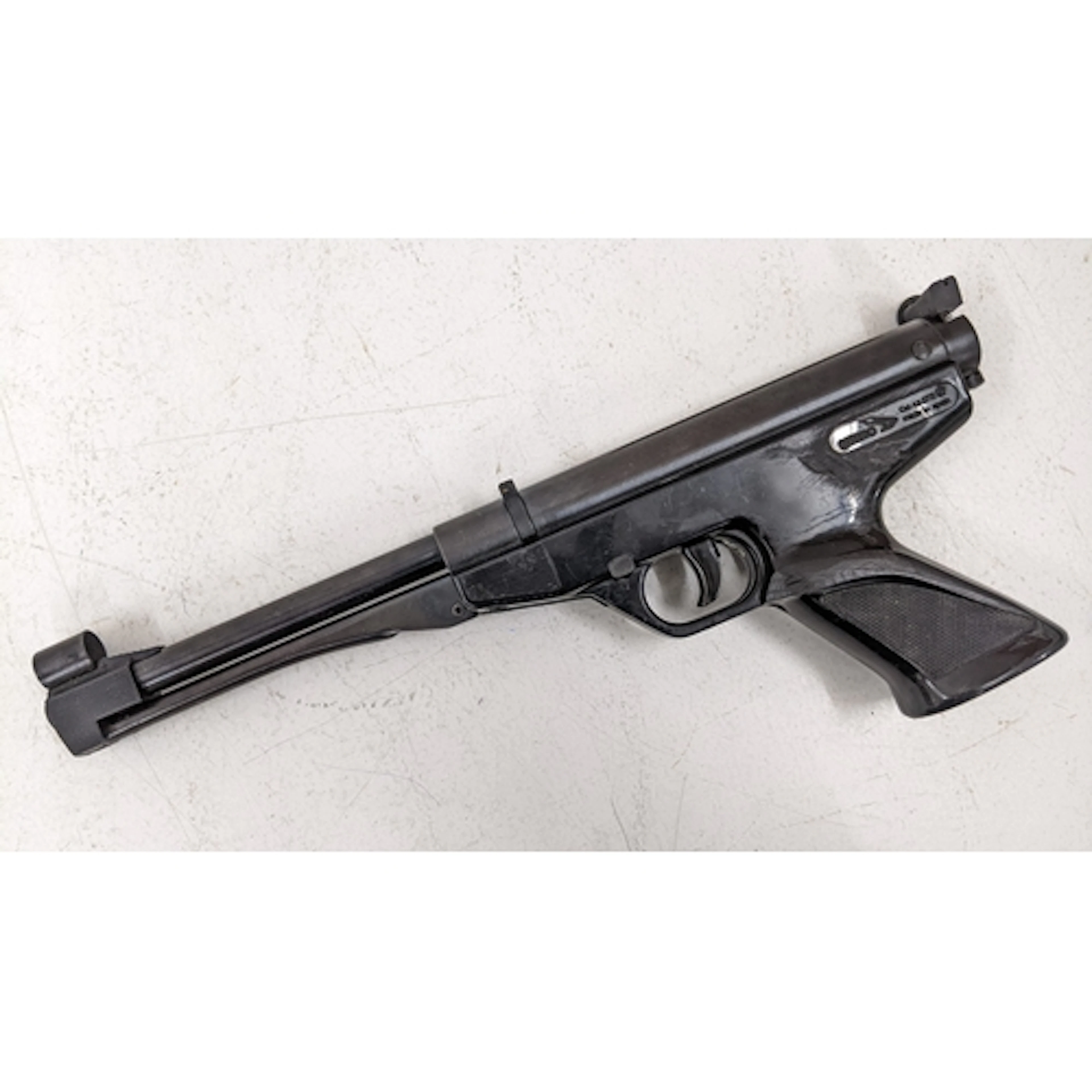 A Gamo 177 air pistol Location: LAB If there is no condition...